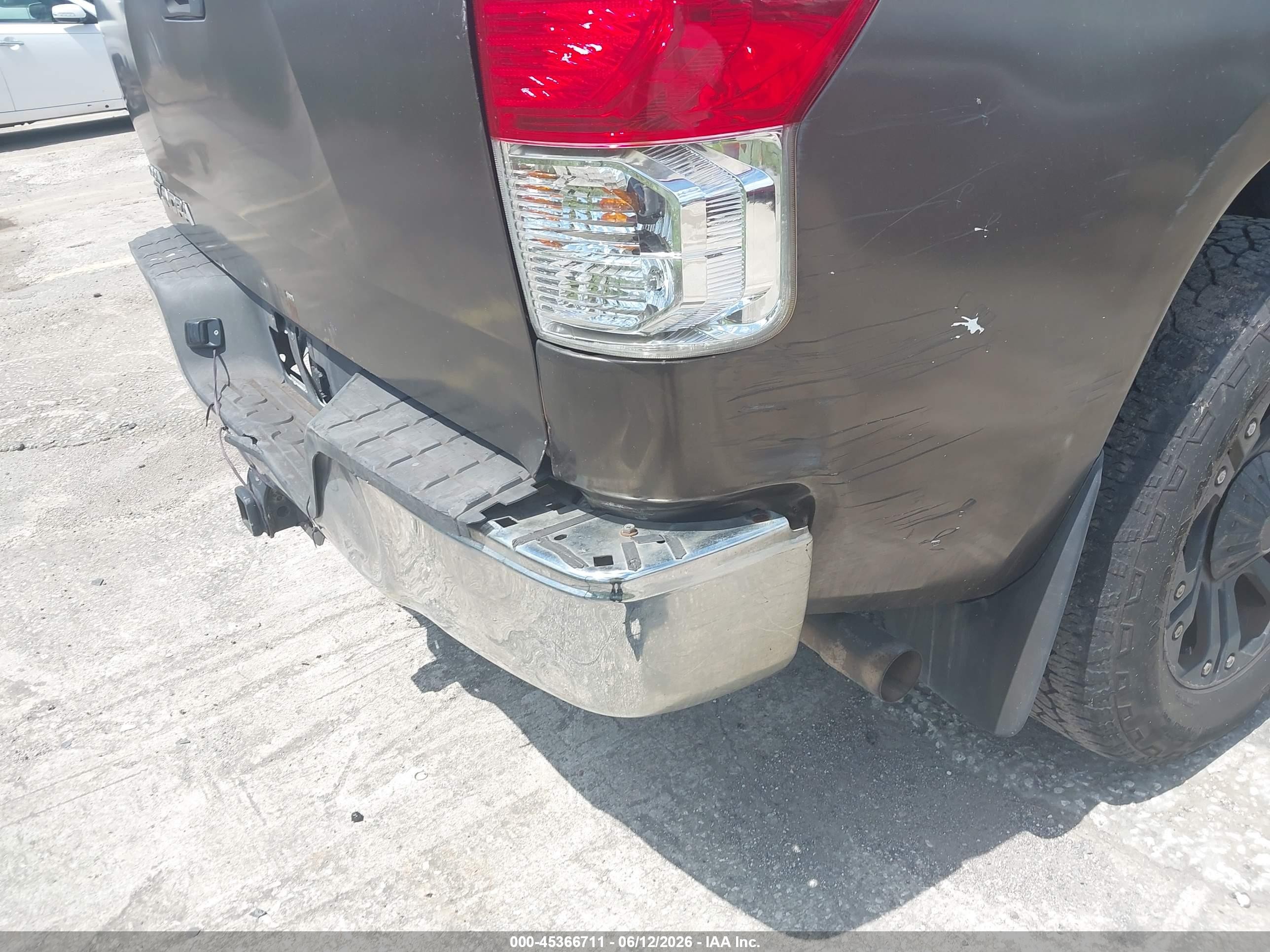 2011 Toyota Tundra Grade 4.6l V8 Gray vin: 5TFRM5F1XBX021831