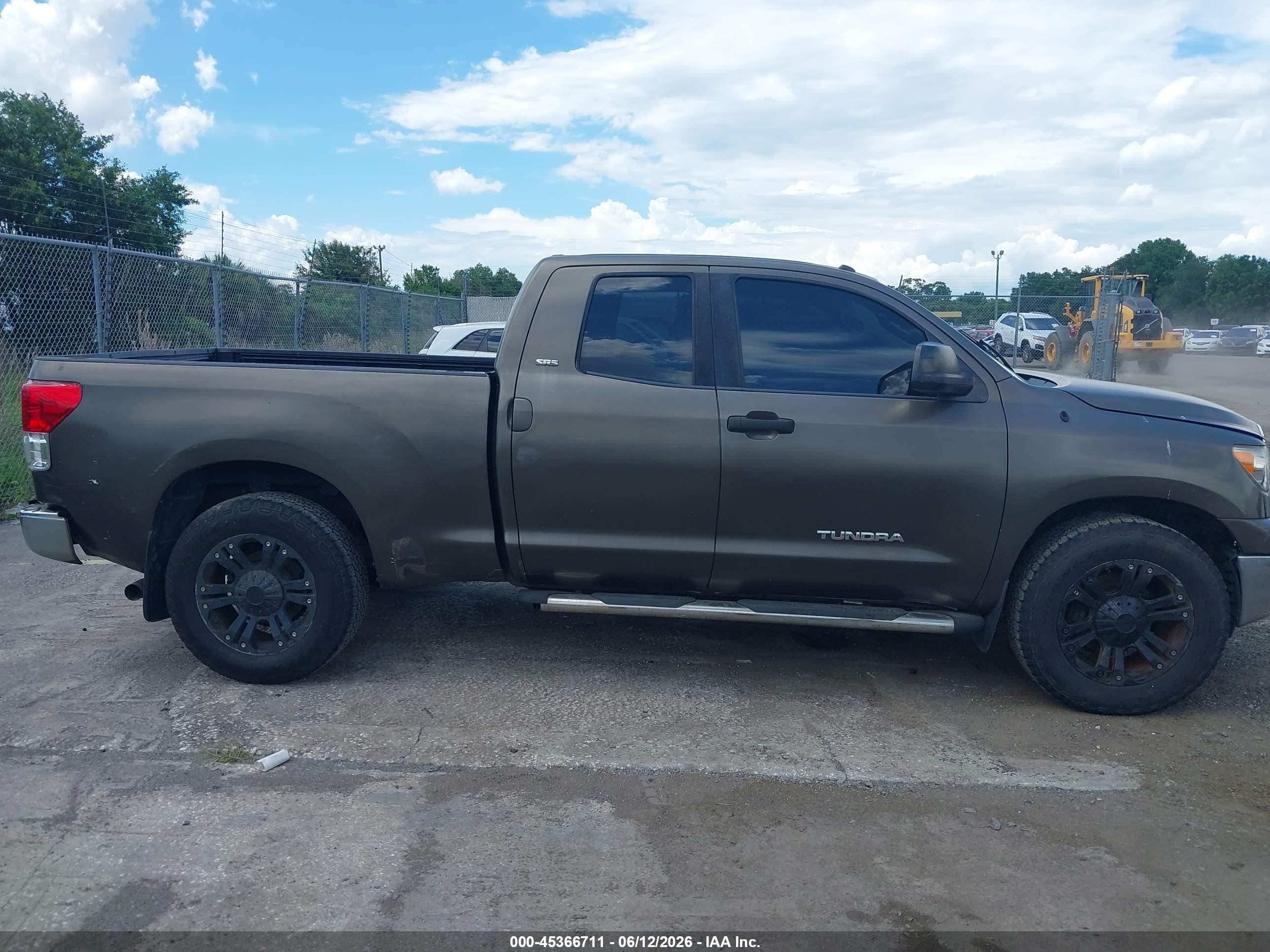 2011 Toyota Tundra Grade 4.6l V8 Gray vin: 5TFRM5F1XBX021831