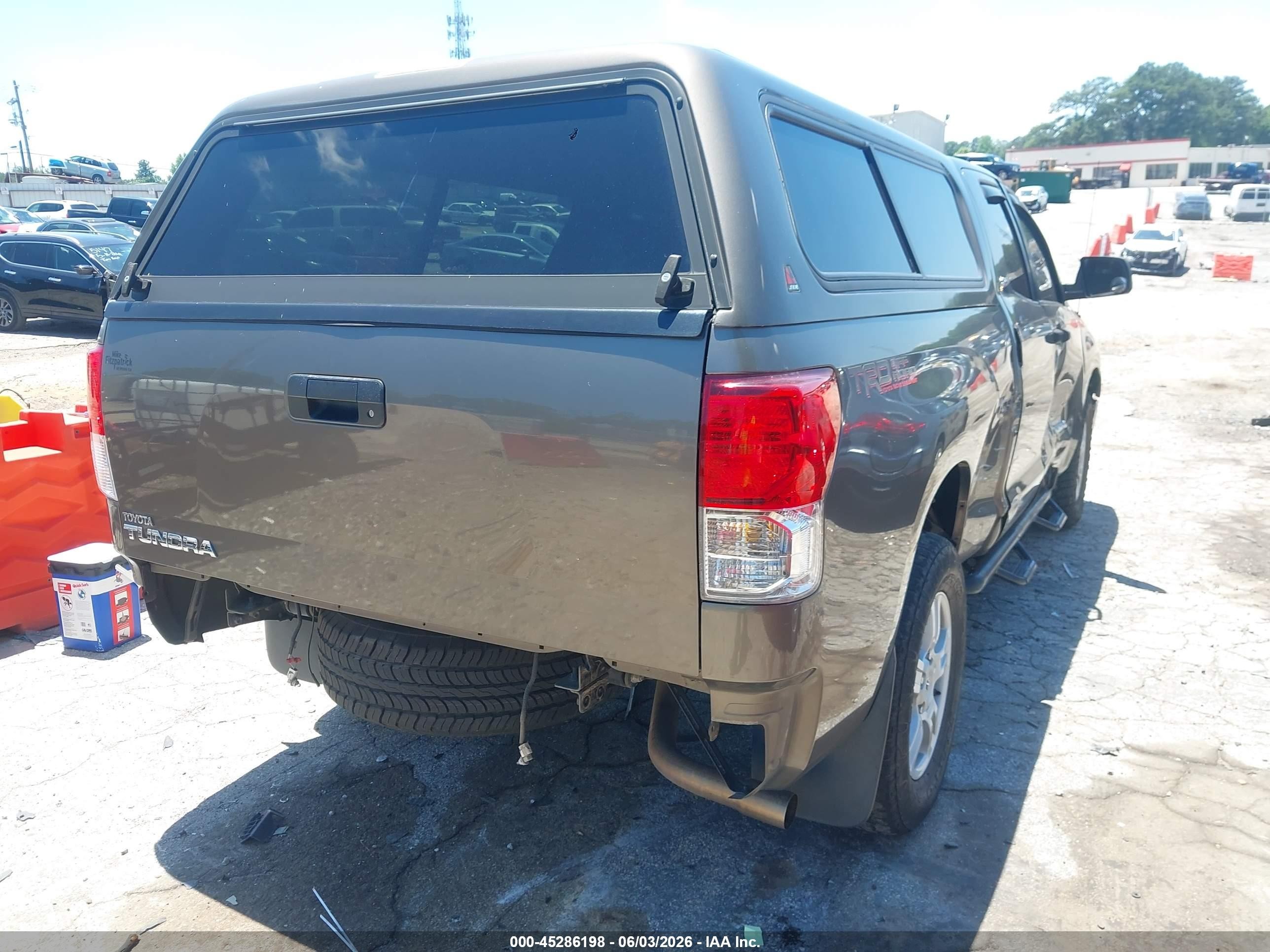 2011 Toyota Tundra Grade 4.6l V8 Brown vin: 5TFRM5F1XBX027533