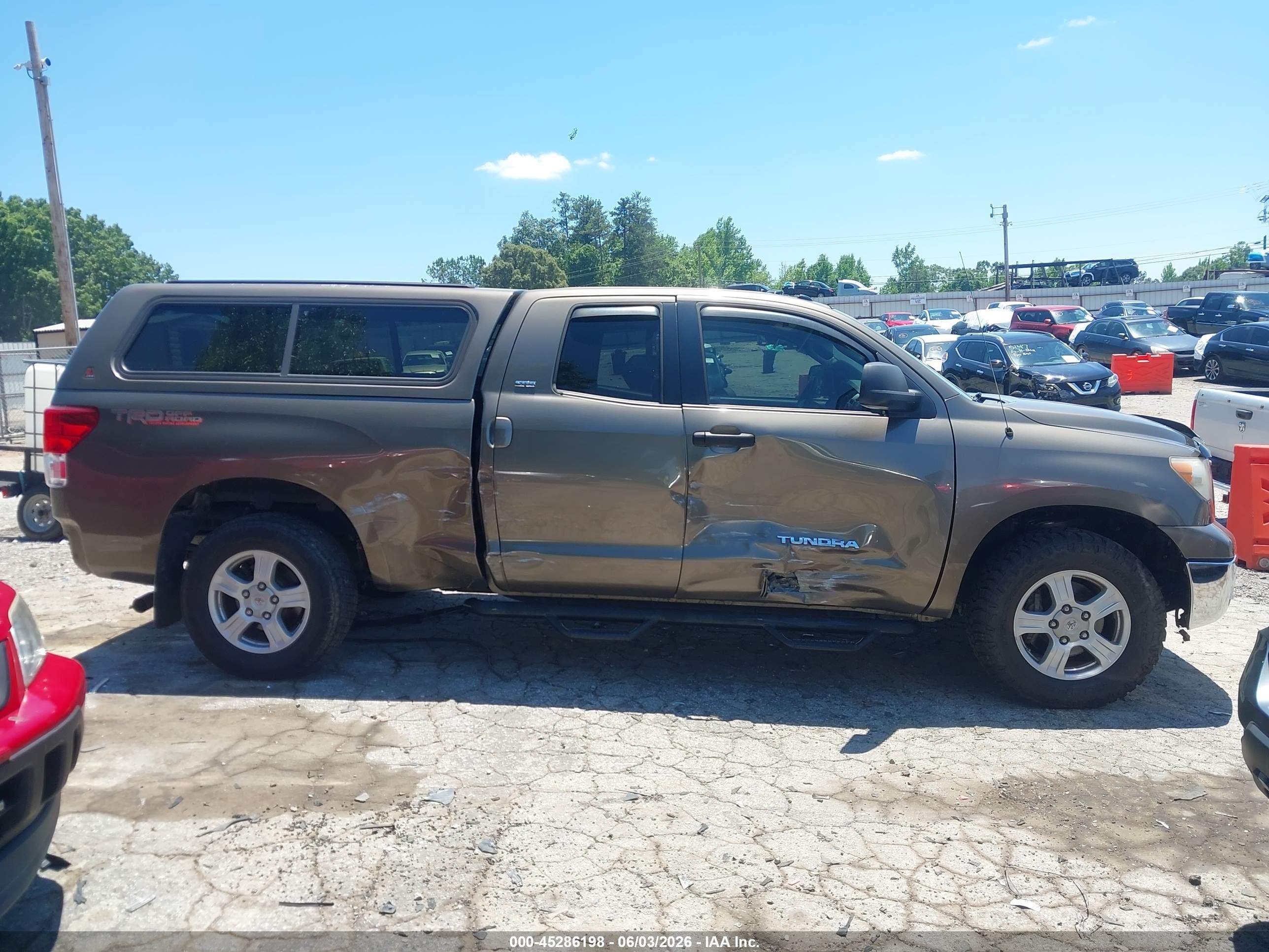 2011 Toyota Tundra Grade 4.6l V8 Brown vin: 5TFRM5F1XBX027533