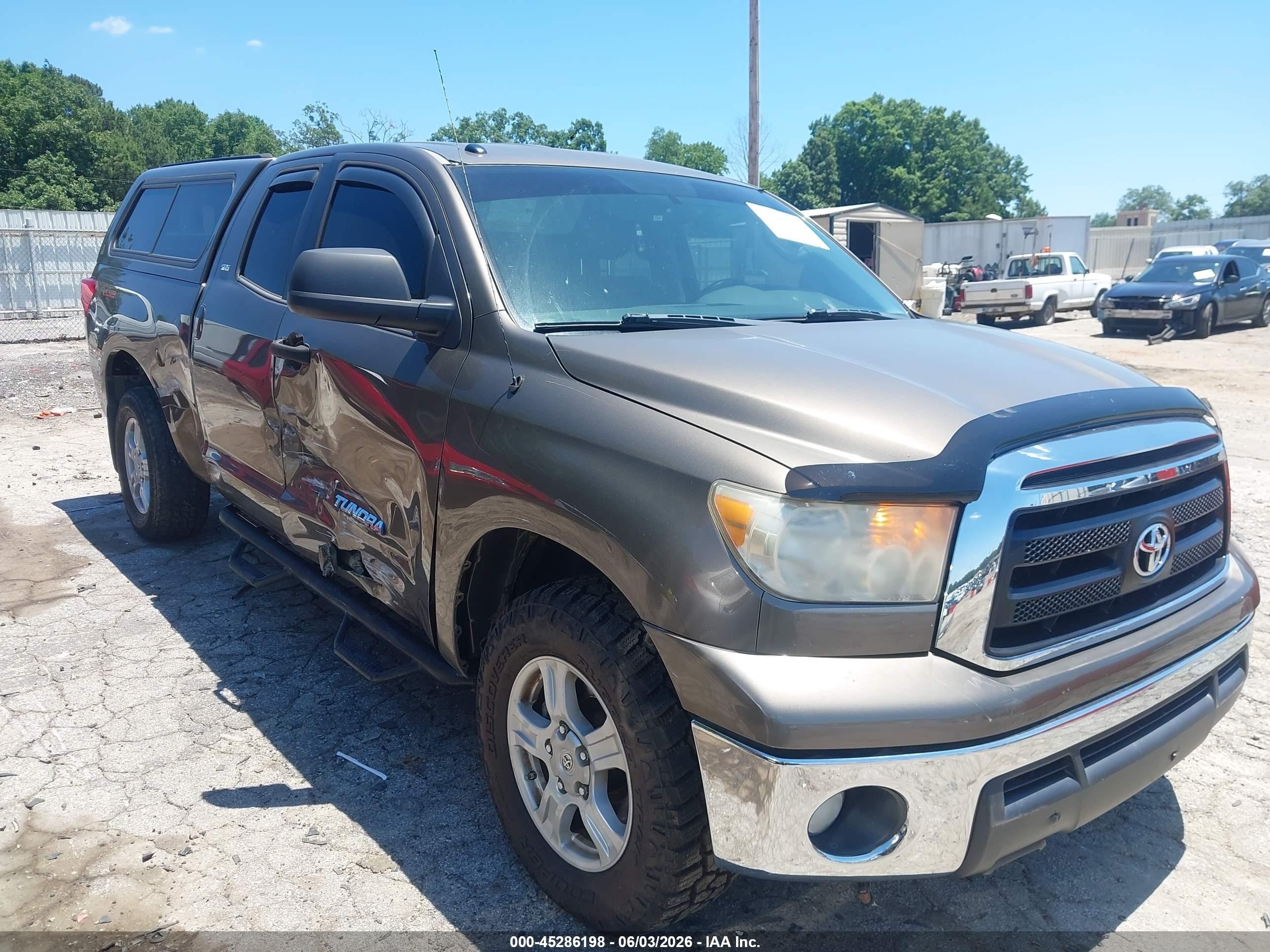 2011 Toyota Tundra Grade 4.6l V8 Brown vin: 5TFRM5F1XBX027533
