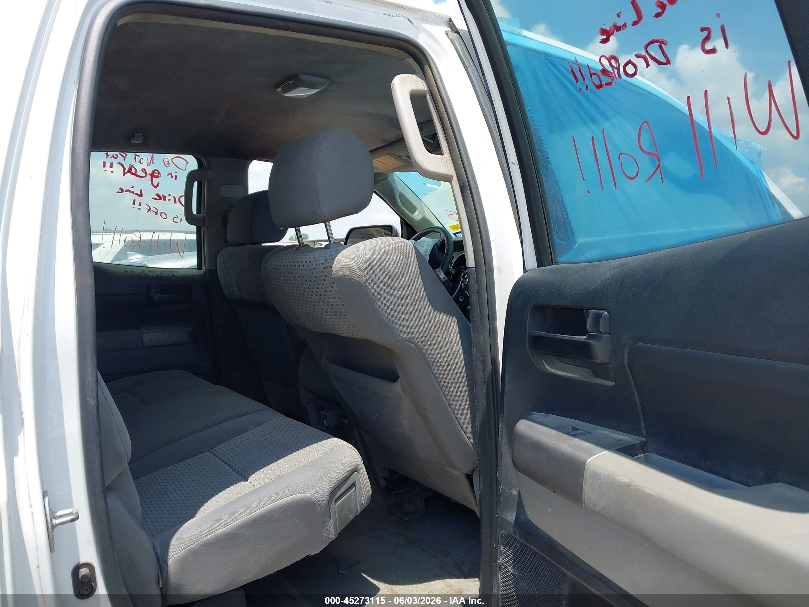 2011 Toyota Tundra Grade 4.6l V8 White vin: 5TFRM5F1XBX028469