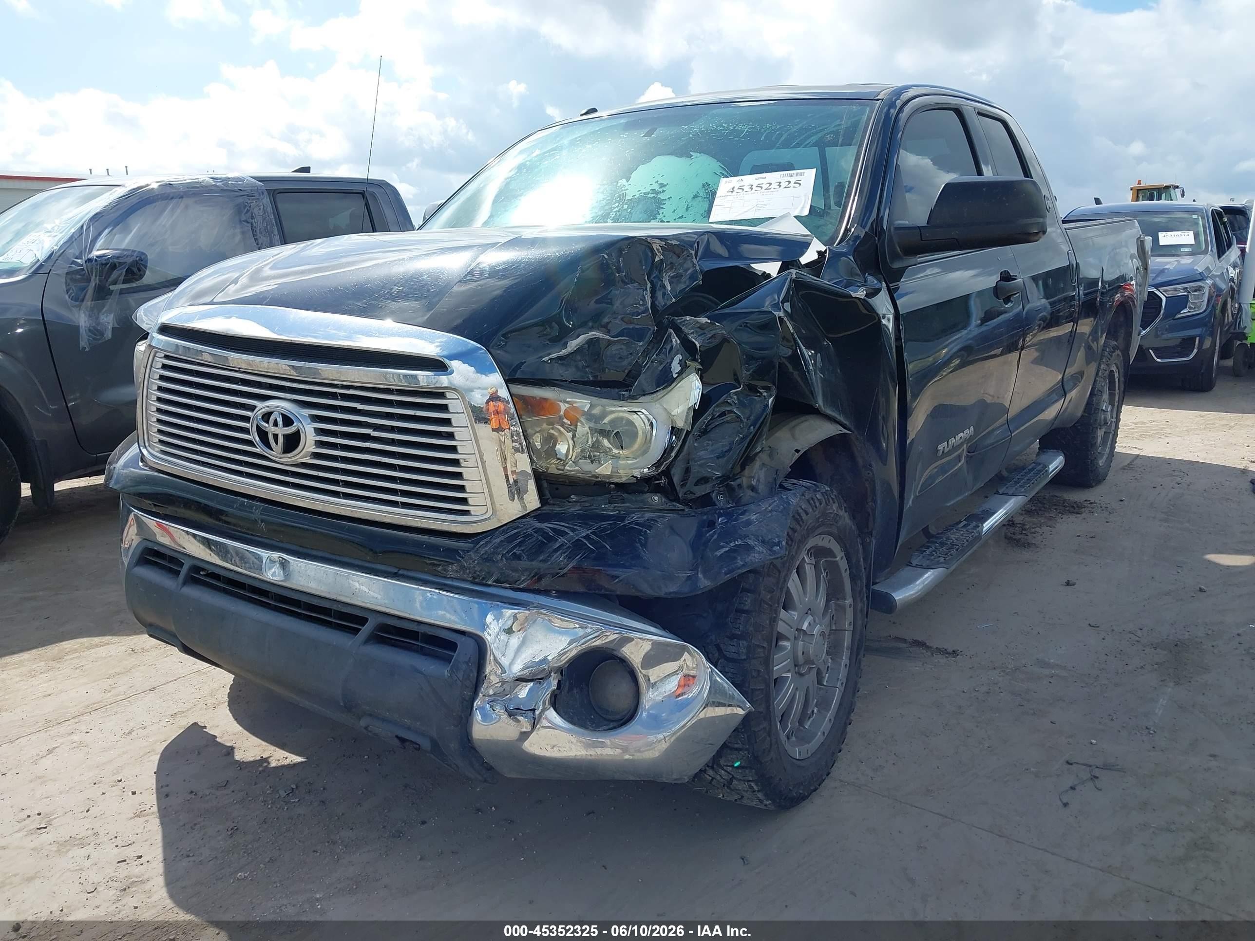 2012 Toyota Tundra Grade 4.6l V8 Black vin: 5TFRM5F1XCX040610