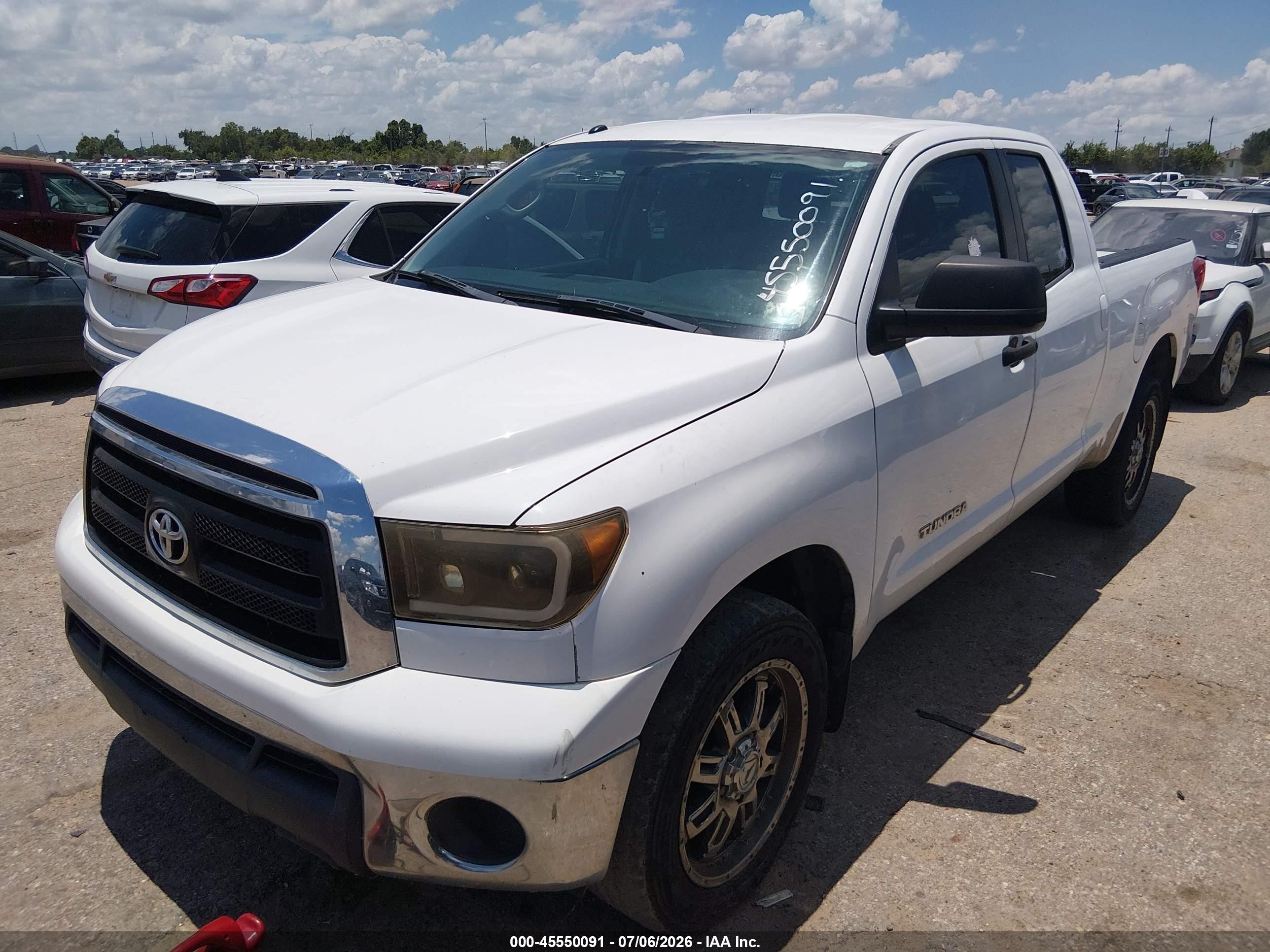 2012 Toyota Tundra Grade 4.6l V8 White vin: 5TFRM5F1XCX041675