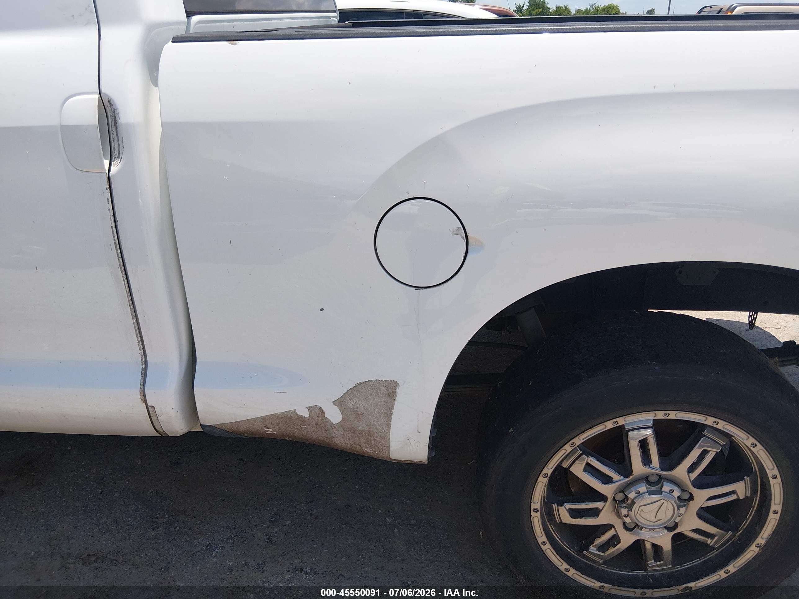 2012 Toyota Tundra Grade 4.6l V8 White vin: 5TFRM5F1XCX041675