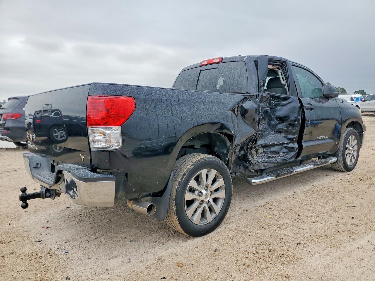 2013 Toyota Tundra Double Cab Sr5 Black vin: 5TFRM5F1XDX066917