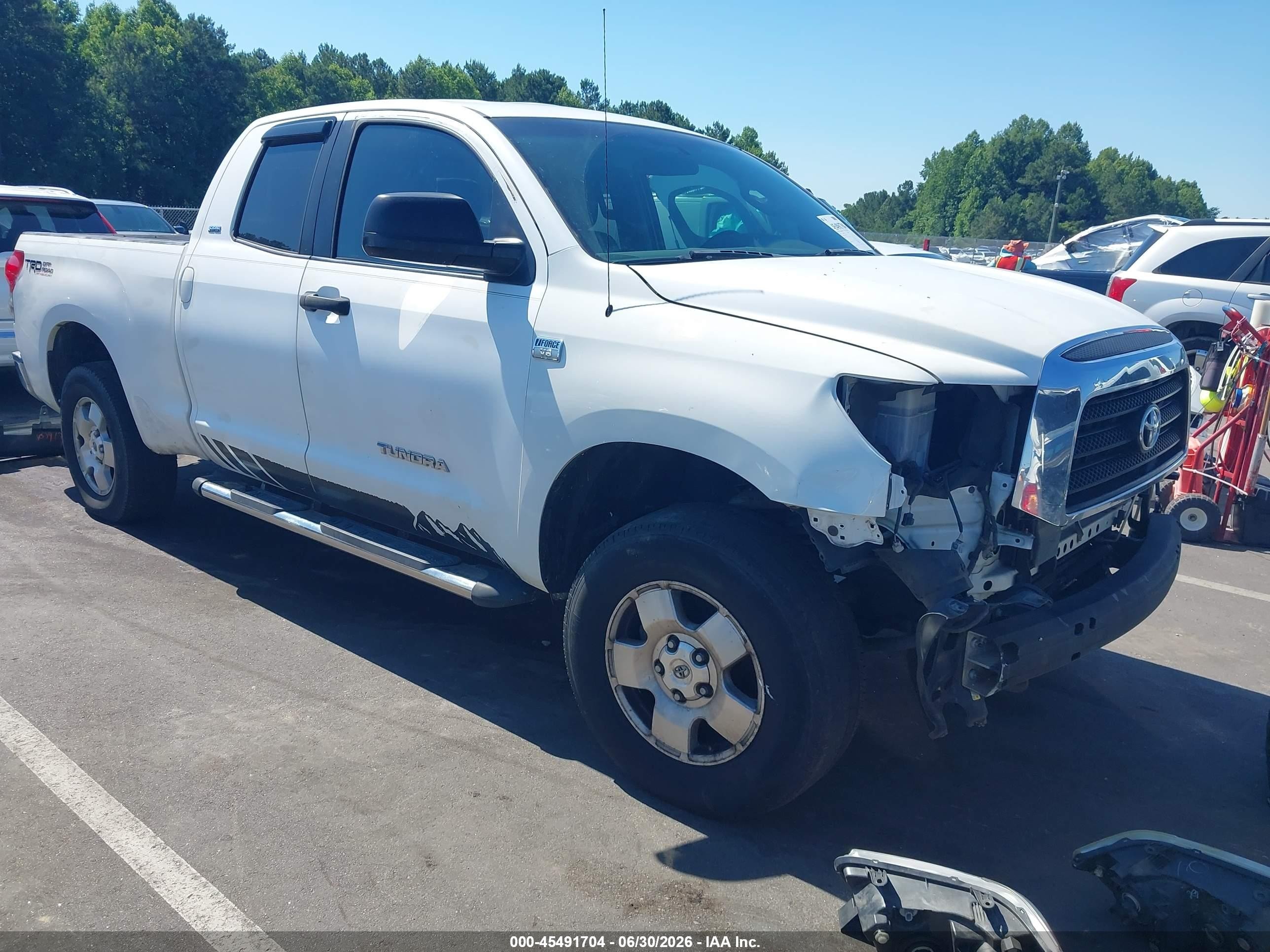 2007 Toyota Tundra Sr5 4.7l V8 White vin: 5TFRT54117X012691