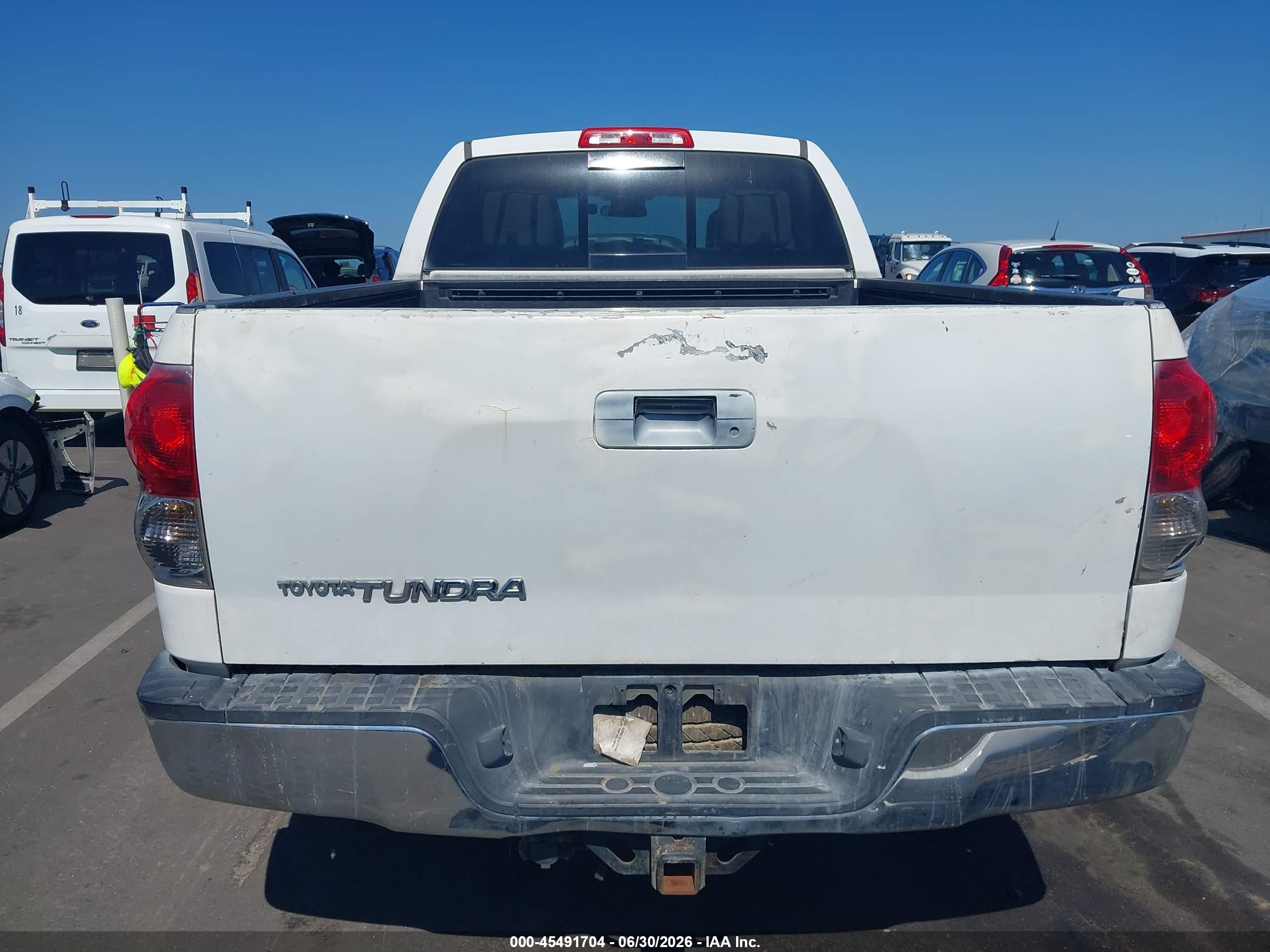 2007 Toyota Tundra Sr5 4.7l V8 White vin: 5TFRT54117X012691