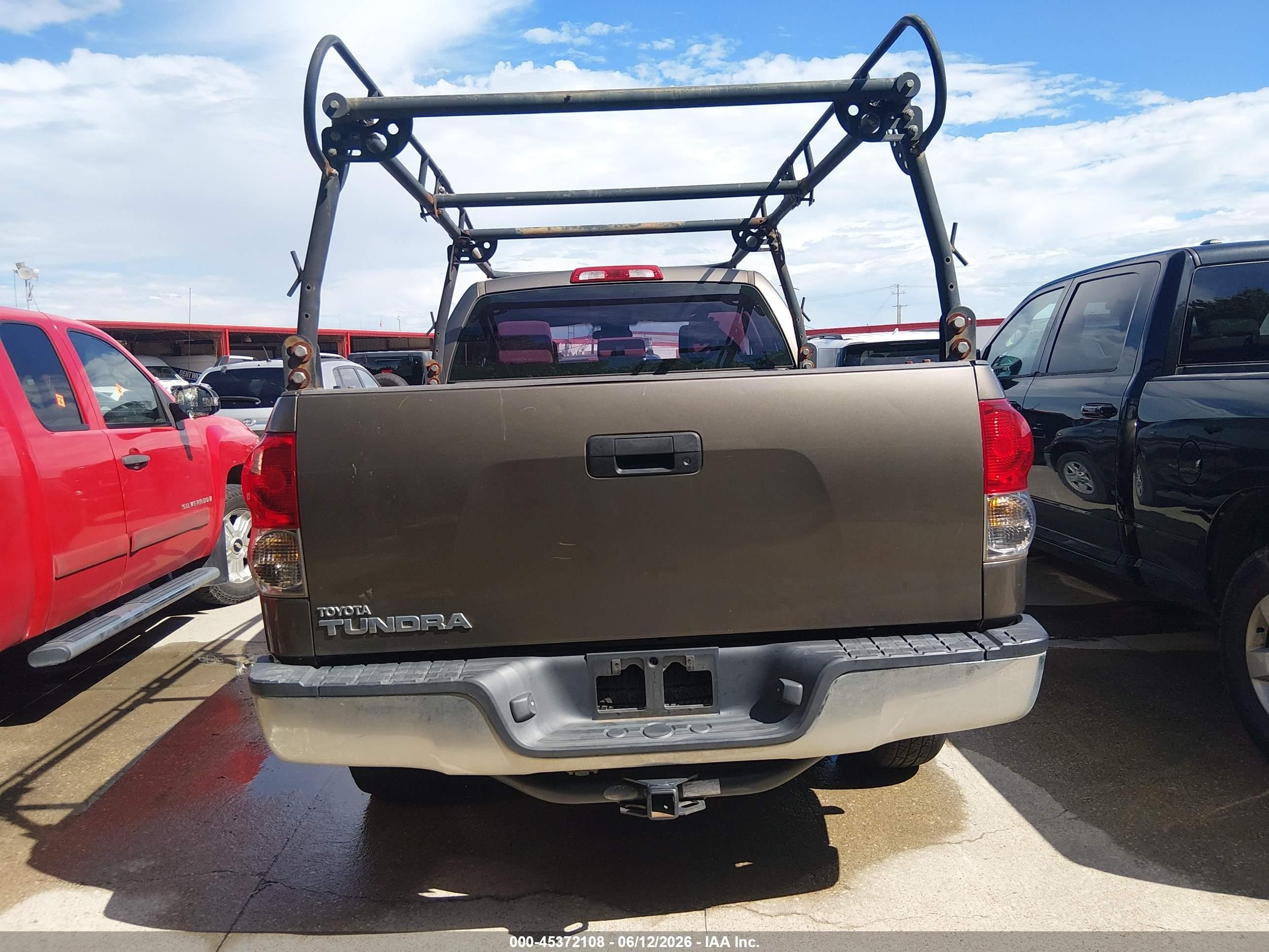 2008 Toyota Tundra Base 4.7l V8 Beige vin: 5TFRT54138X017604