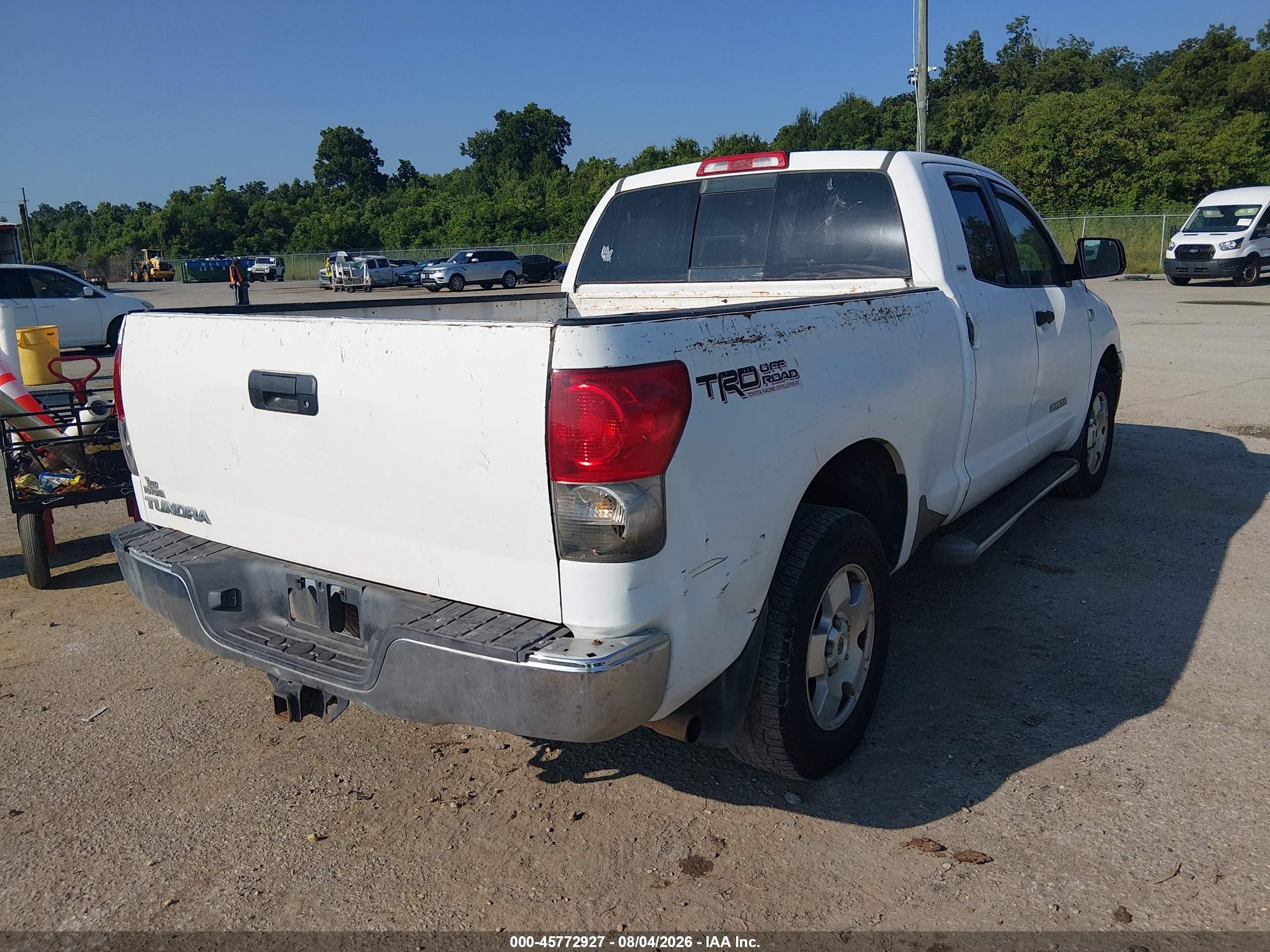 2008 Toyota Tundra Sr5 4.7l V8 Белый vin: 5TFRT54138X020017
