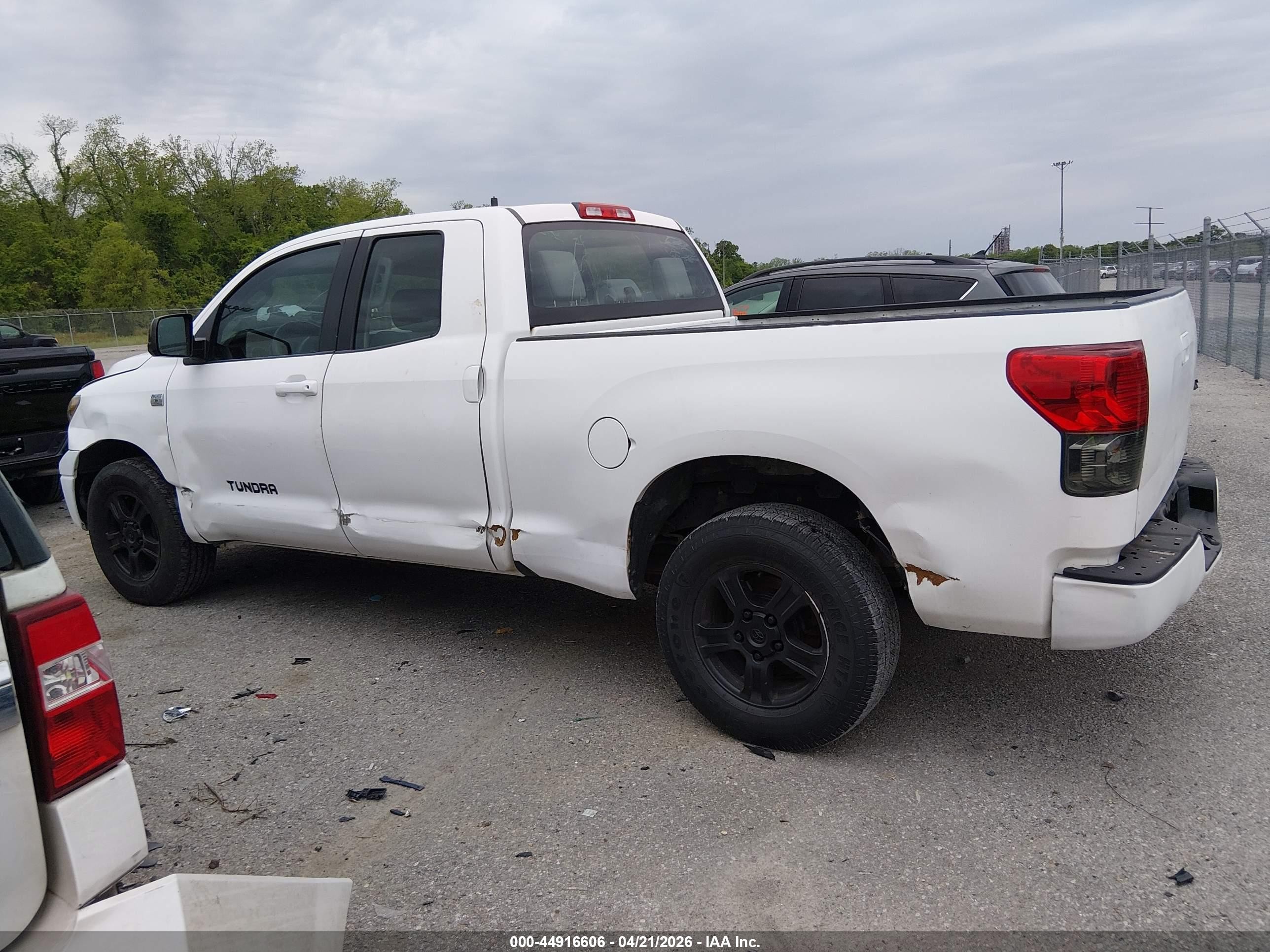 2009 Toyota Tundra Grade 4.7l V8 White vin: 5TFRT54149X028029