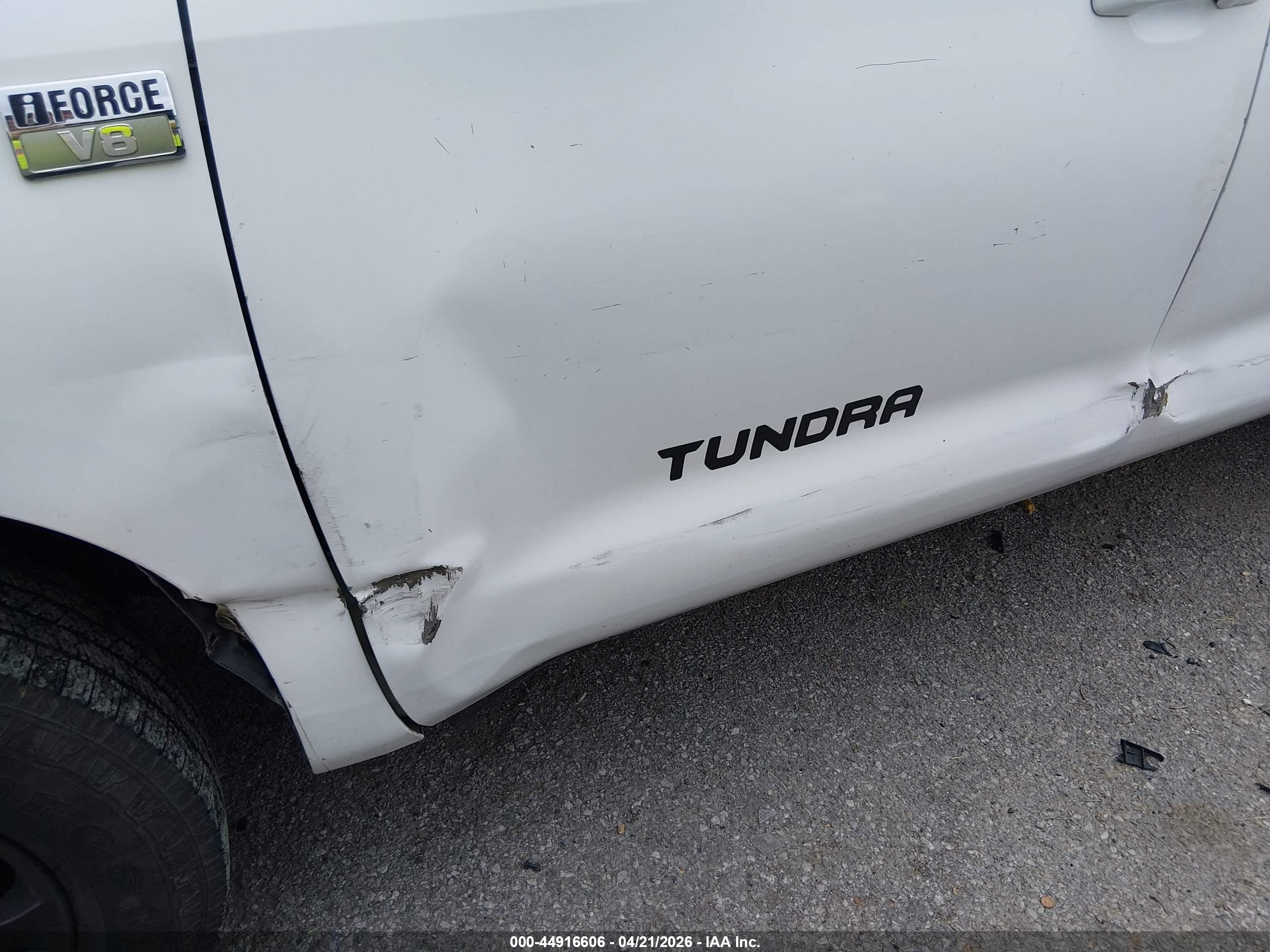 2009 Toyota Tundra Grade 4.7l V8 White vin: 5TFRT54149X028029