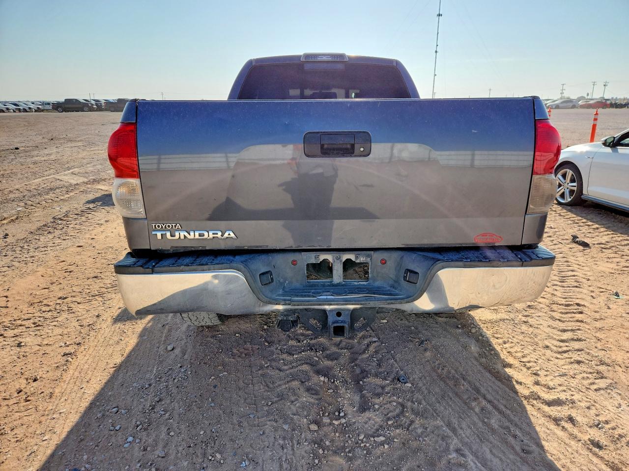 2007 Toyota Tundra Sr5 Серый vin: 5TFRT54157X008661