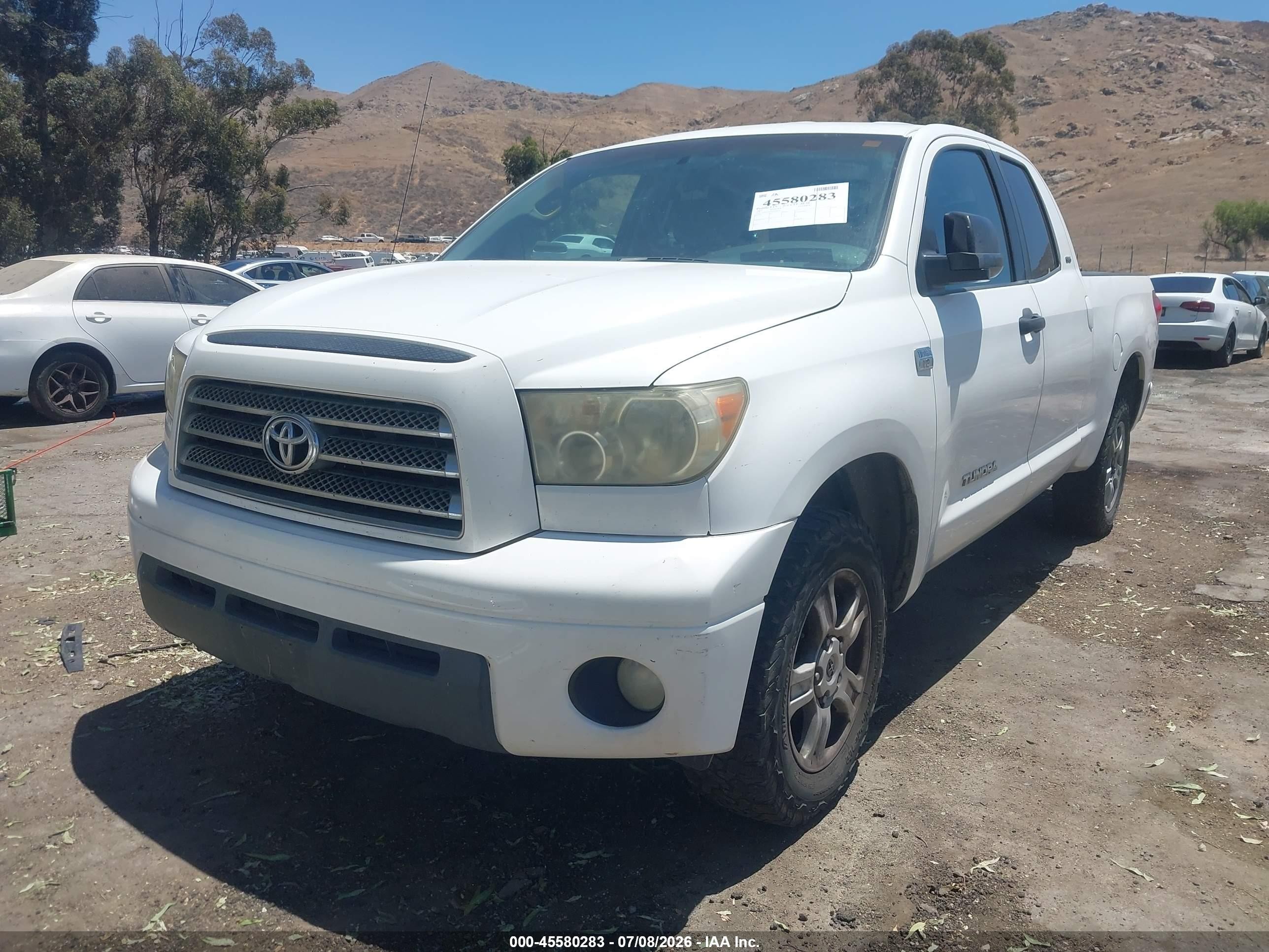 2007 Toyota Tundra Sr5 4.7l V8 White vin: 5TFRT54167X008202