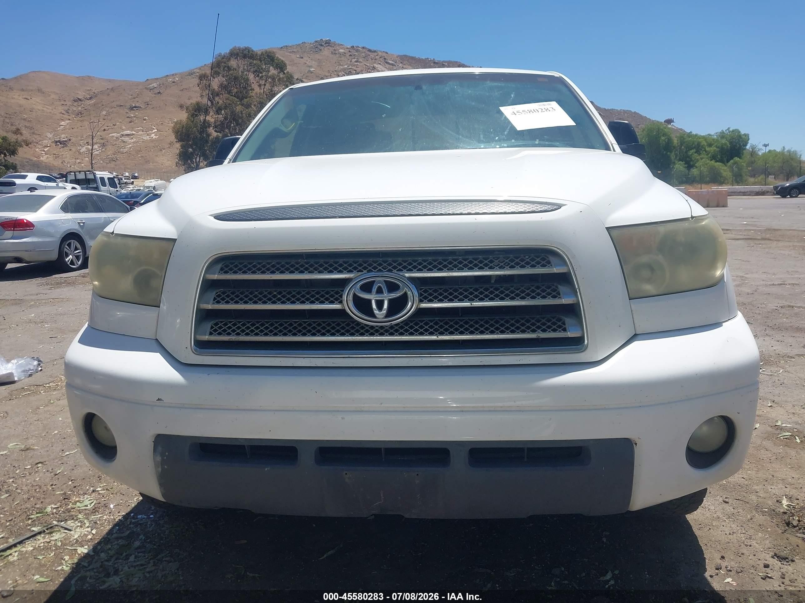2007 Toyota Tundra Sr5 4.7l V8 White vin: 5TFRT54167X008202