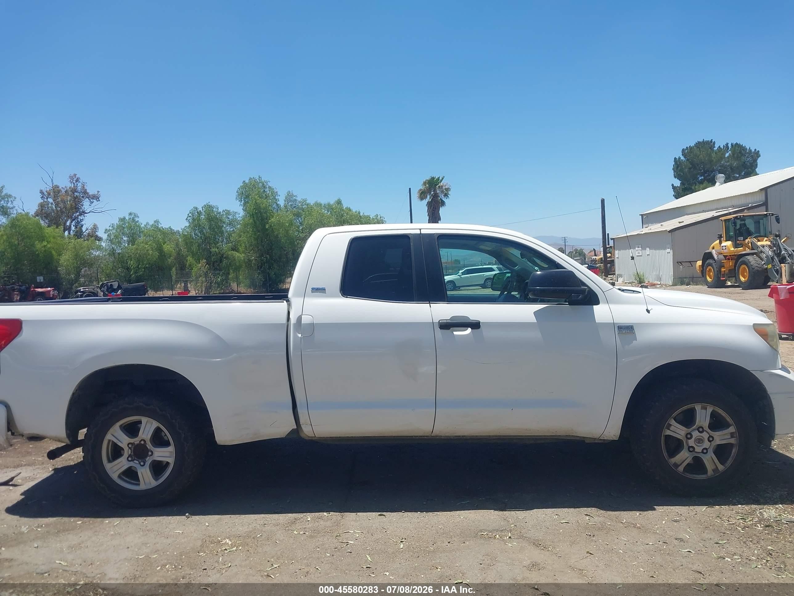 2007 Toyota Tundra Sr5 4.7l V8 White vin: 5TFRT54167X008202