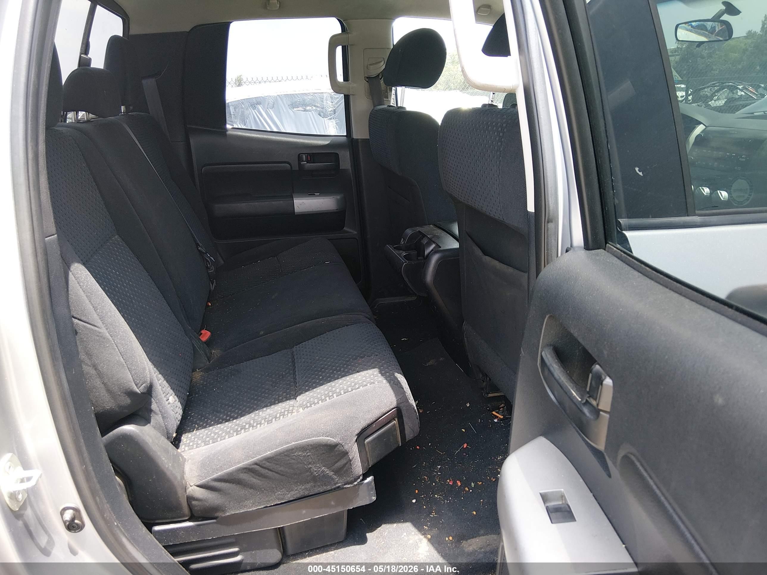 2009 Toyota Tundra Sr5 4.7l V8 Серебряный vin: 5TFRT54189X029085