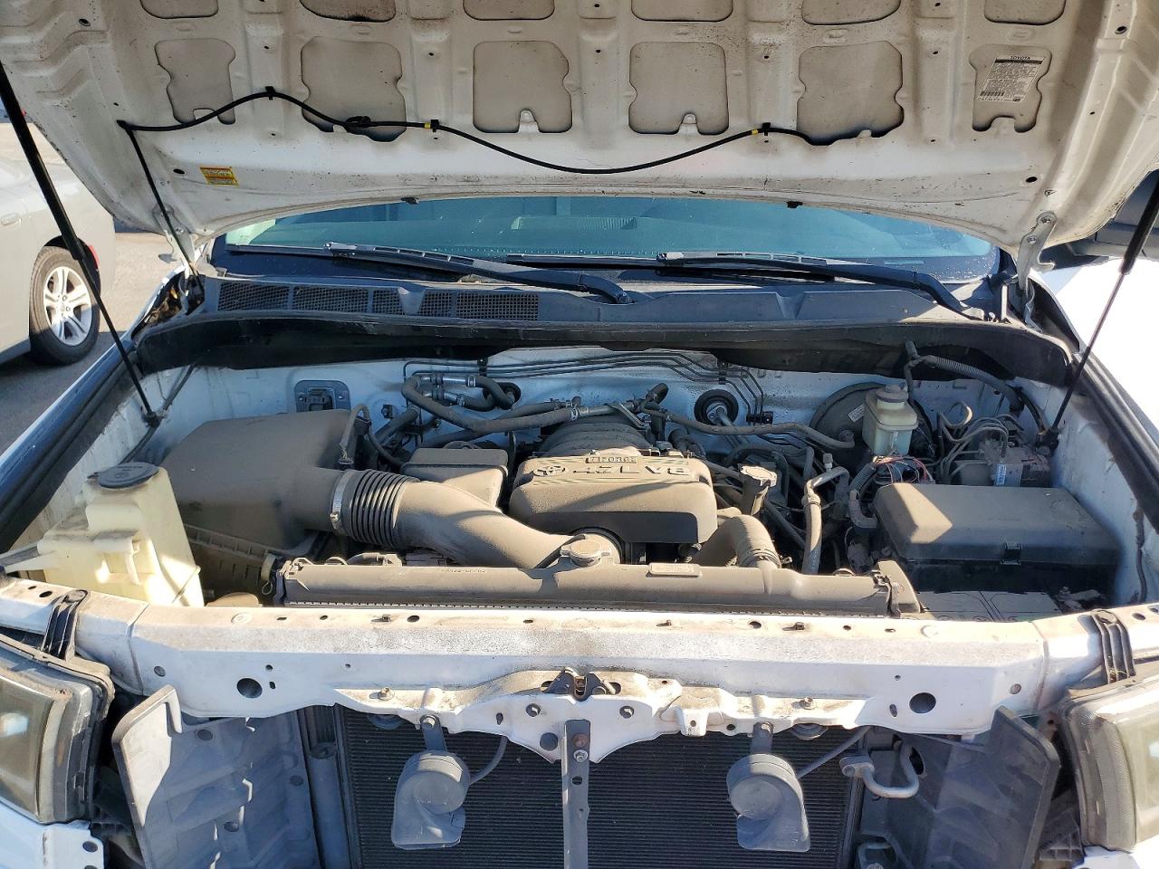 2008 Toyota Tundra Grade White vin: 5TFRT54198X021625