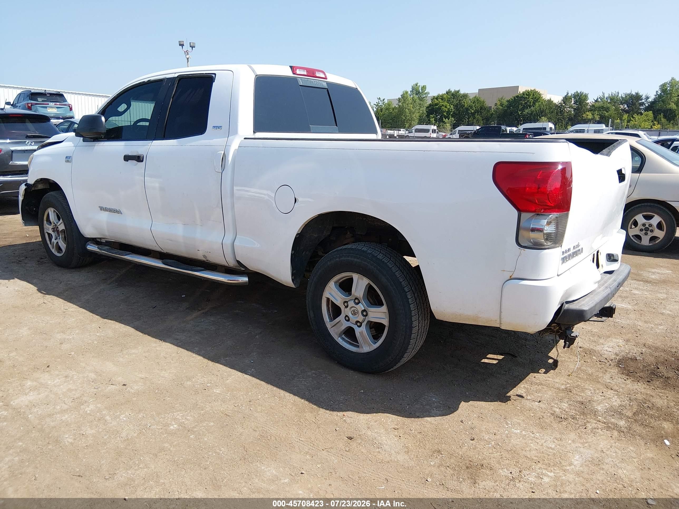 2007 Toyota Tundra Sr5 4.7l V8 White vin: 5TFRT541X7X015749