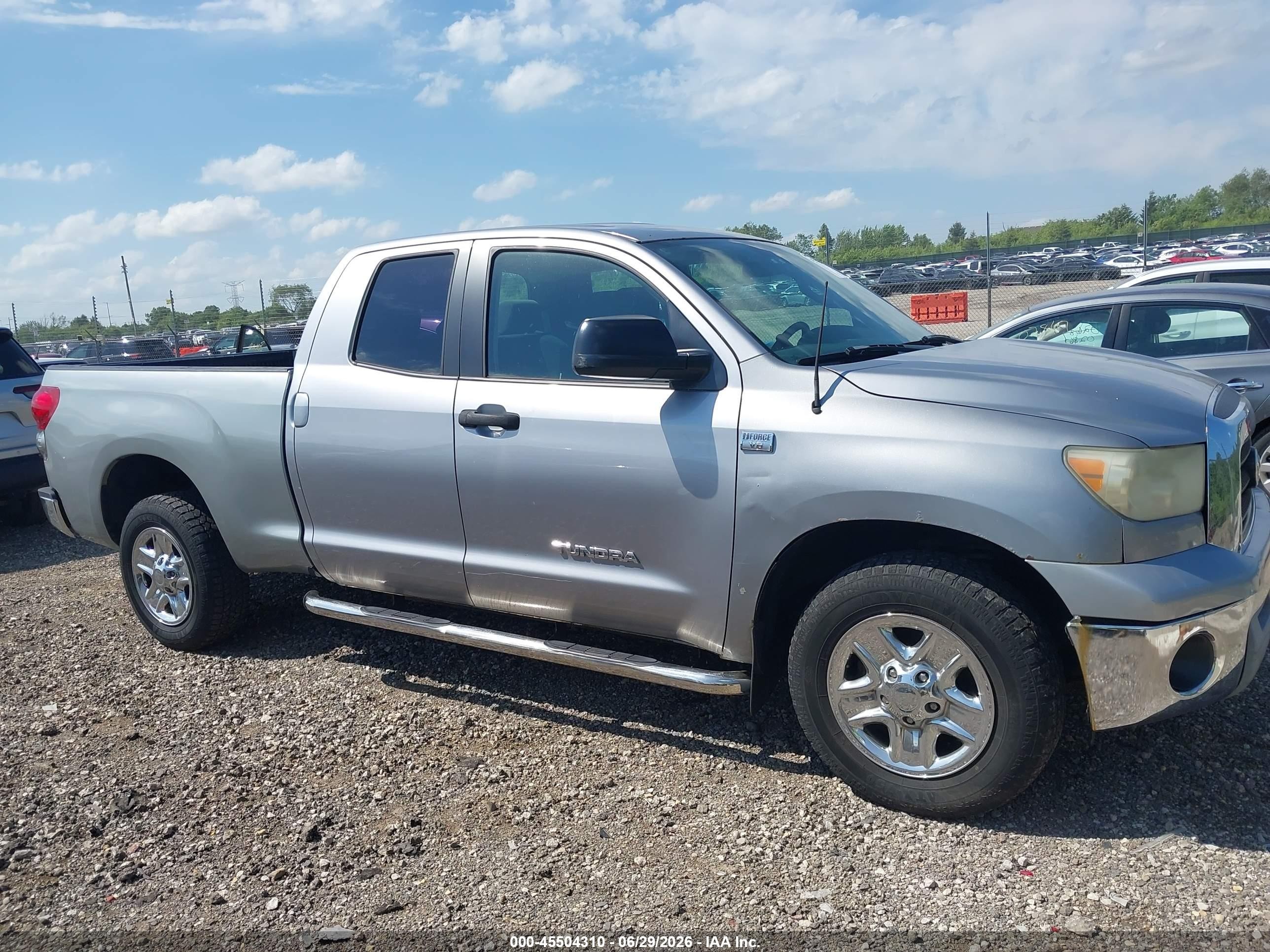 2008 Toyota Tundra Base 4.7l V8 Silver vin: 5TFRT541X8X020063