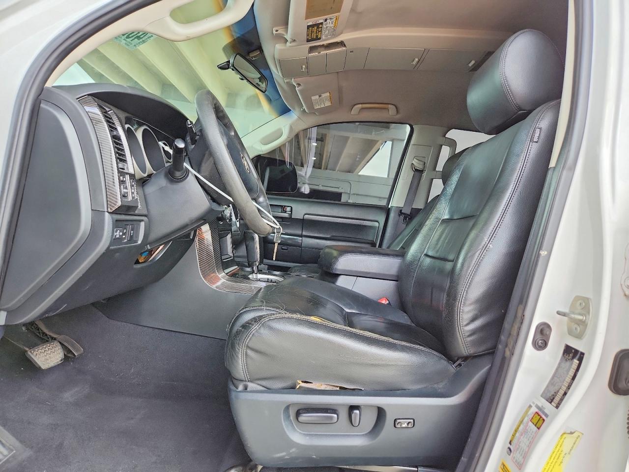 2008 Toyota Tundra Sr5 White vin: 5TFRU54108X014754