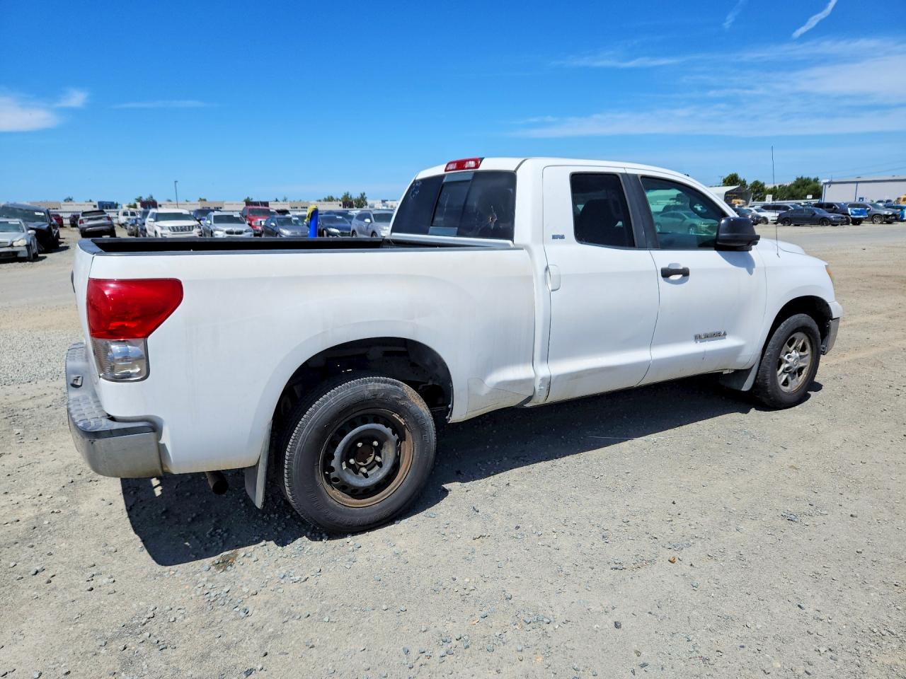 2008 Toyota Tundra Sr5 White vin: 5TFRU54148X009136