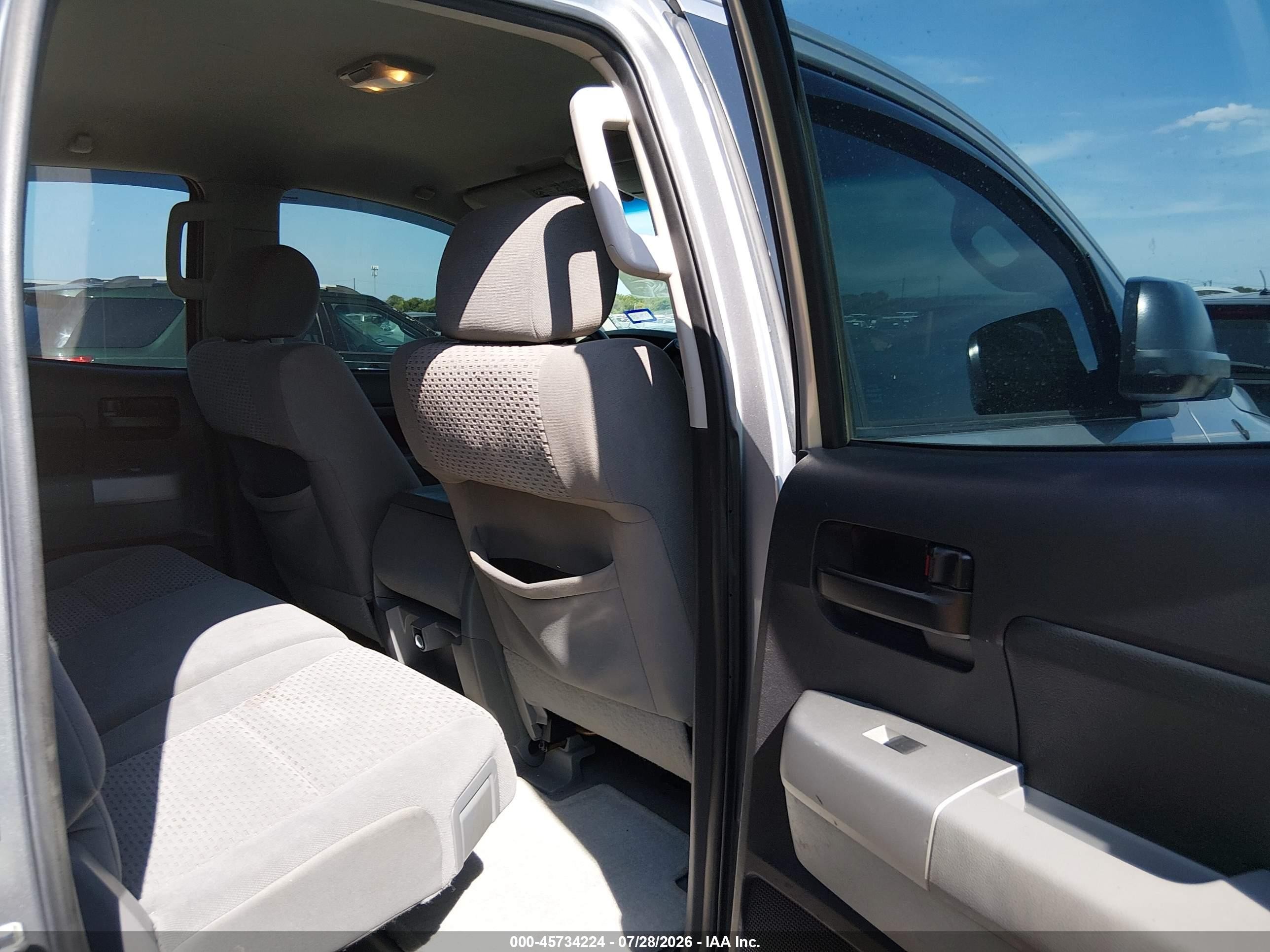 2009 Toyota Tundra Grade V6 Silver vin: 5TFRU541X9X017534
