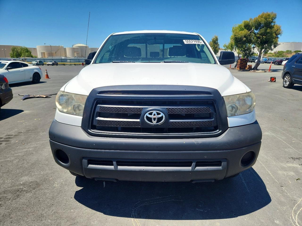 2010 Toyota Tundra Double Cab Sr5 White vin: 5TFRU5F10AX024090