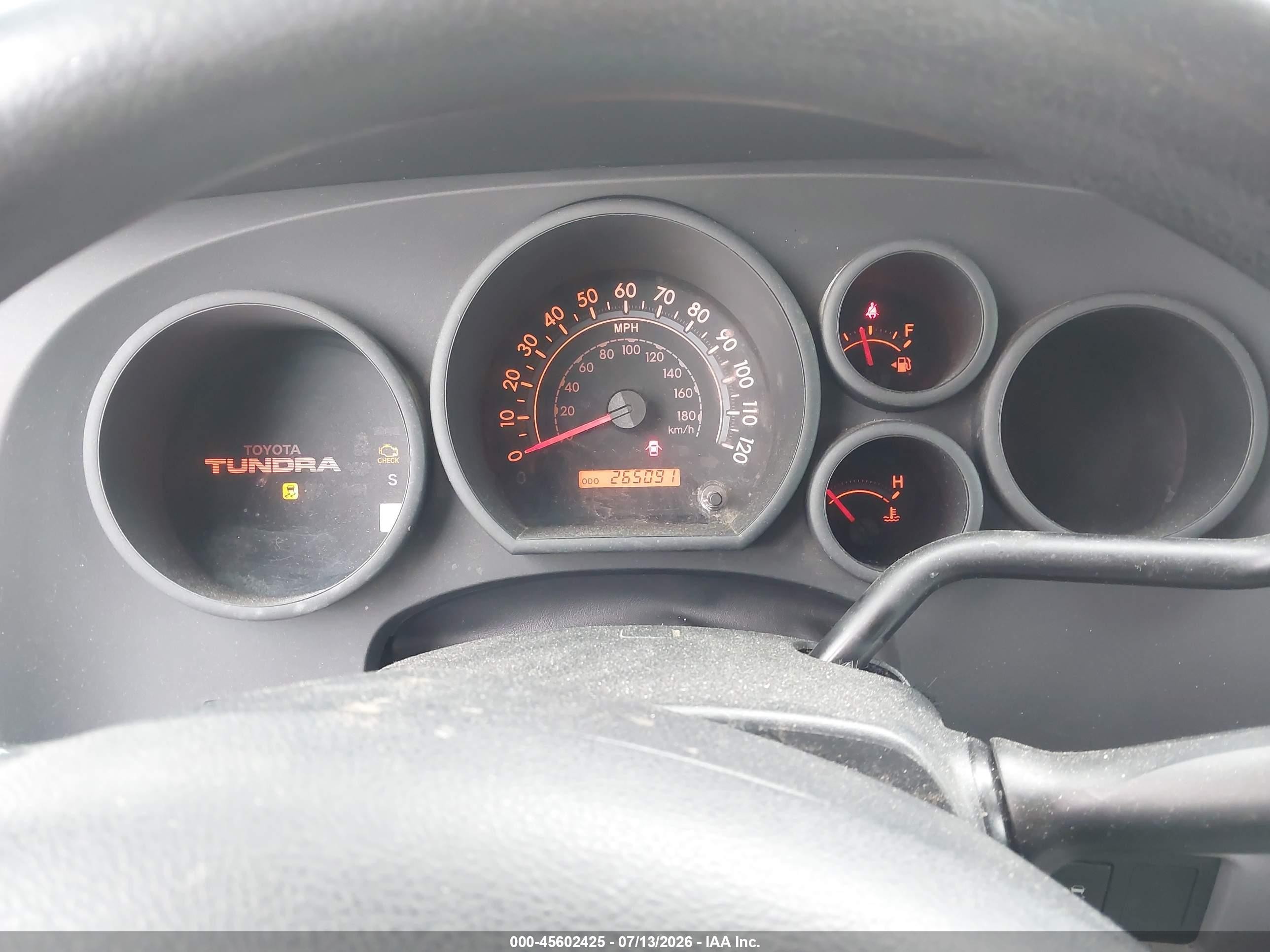 2010 Toyota Tundra Grade V6 White vin: 5TFRU5F10AX024090