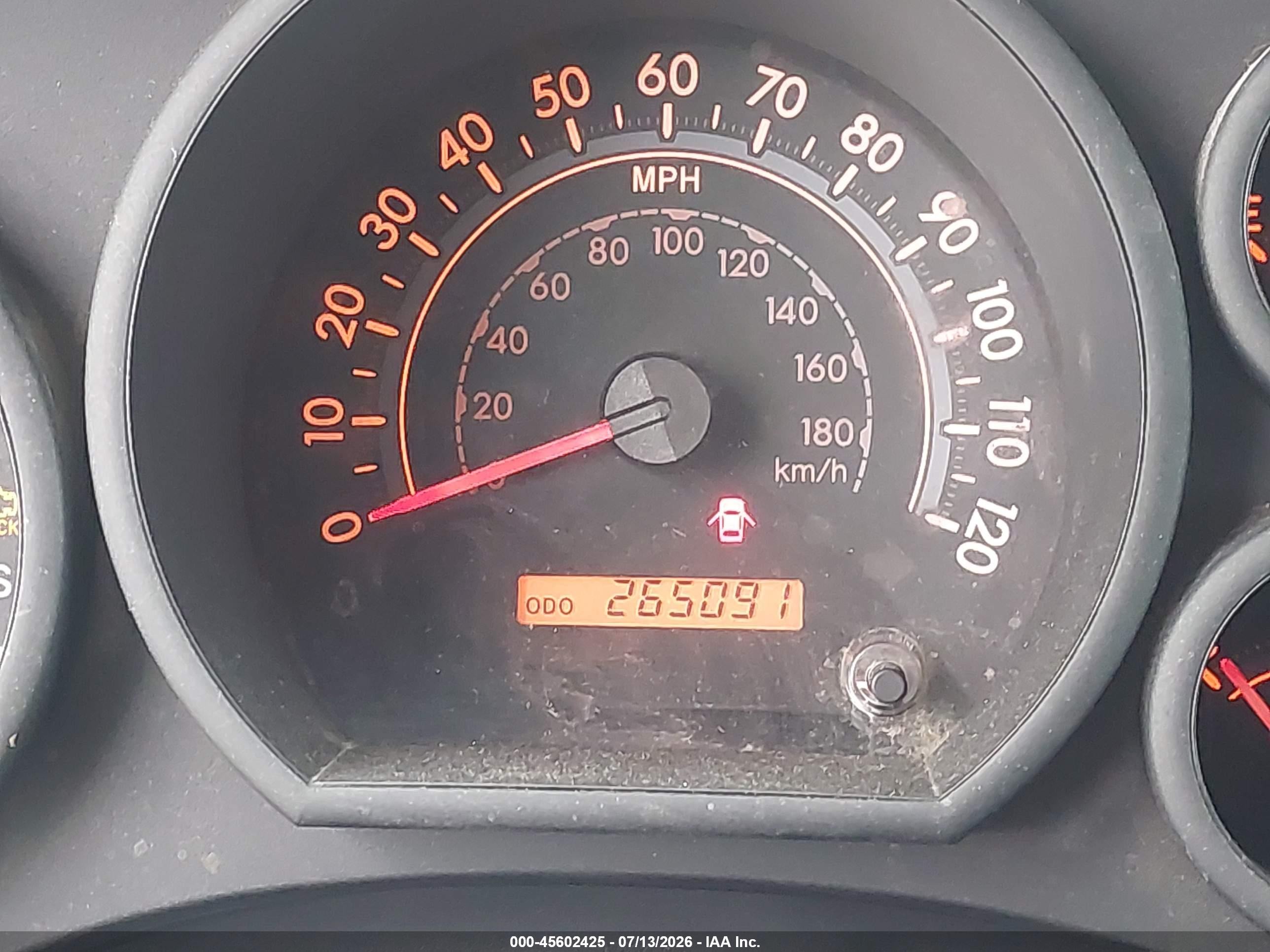 2010 Toyota Tundra Grade V6 White vin: 5TFRU5F10AX024090
