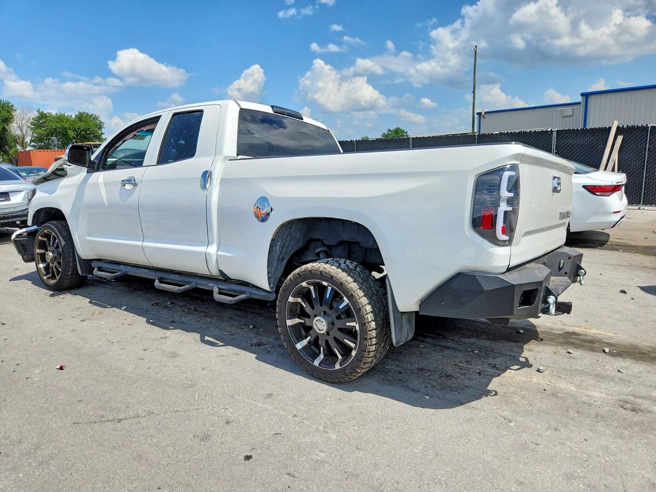 2014 Toyota Tundra Sr Белый vin: 5TFRU5F11EX032334