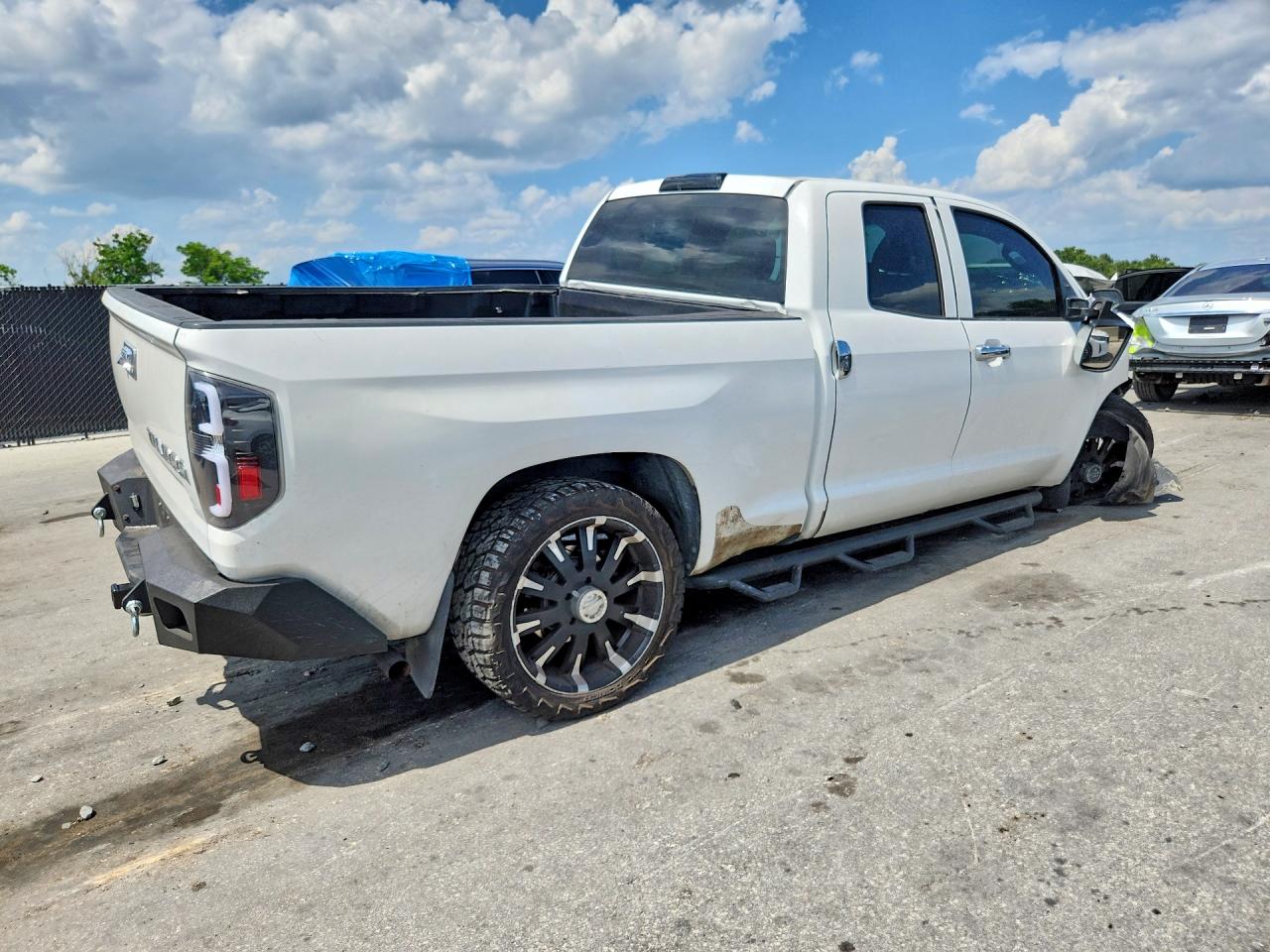 2014 Toyota Tundra Sr Белый vin: 5TFRU5F11EX032334