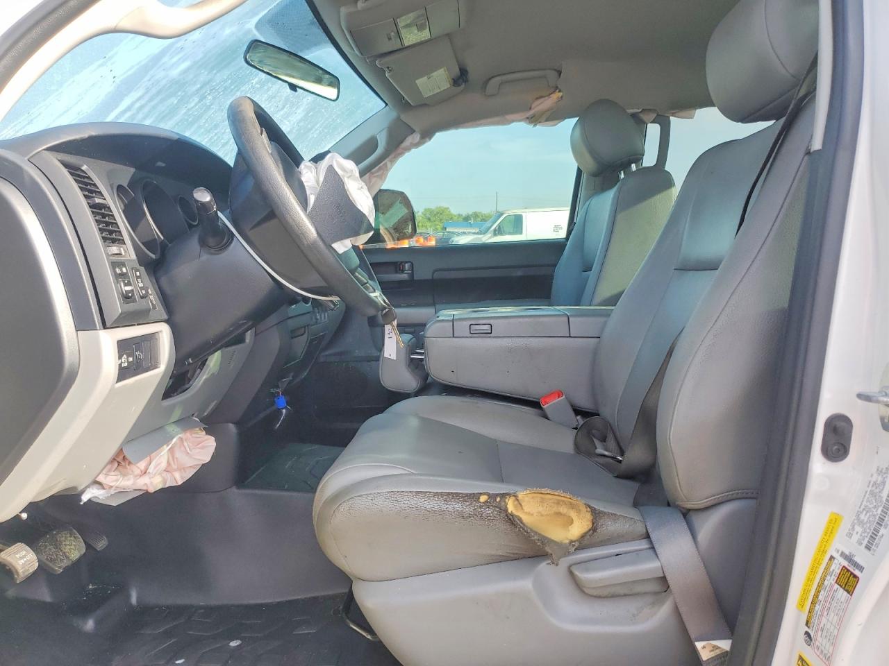 2013 Toyota Tundra Double Cab Sr5 White vin: 5TFRU5F12DX029778