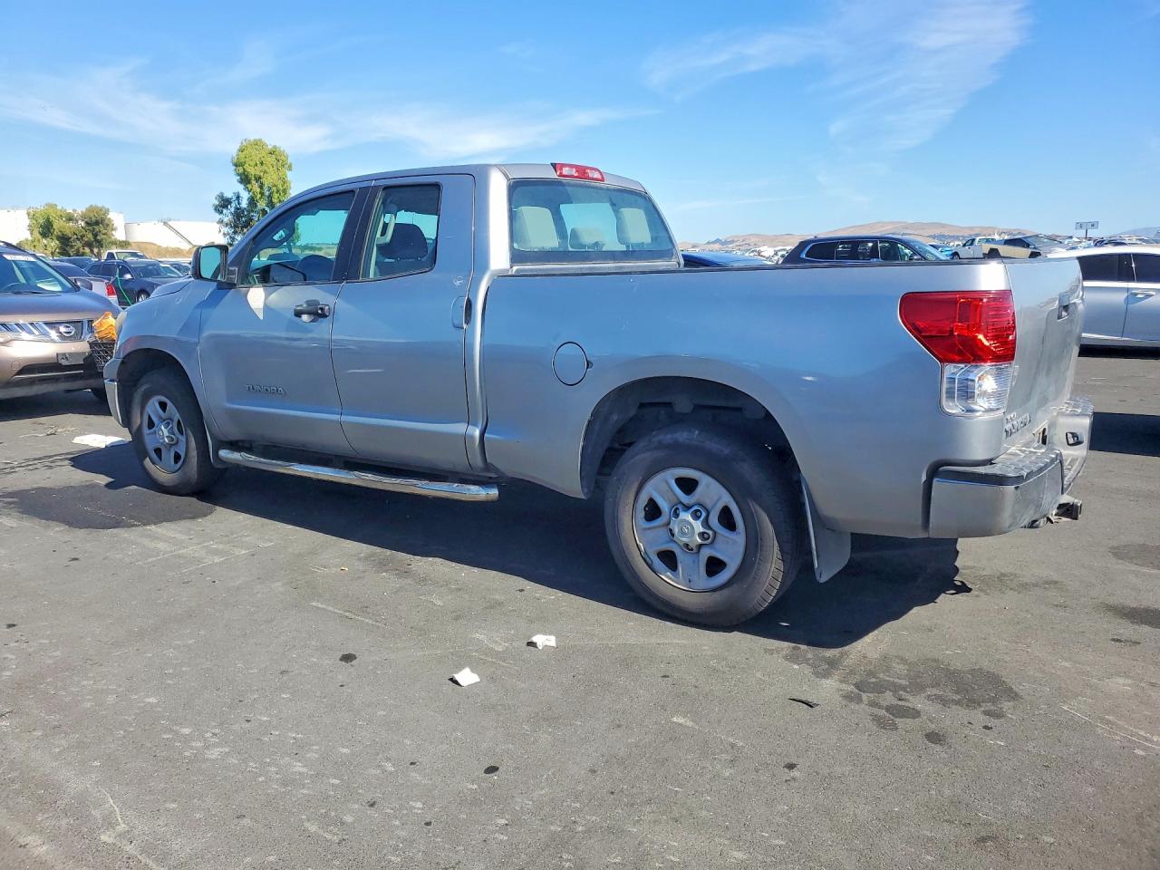 2010 Toyota Tundra Double Cab Sr5 Silver vin: 5TFRU5F14AX022990