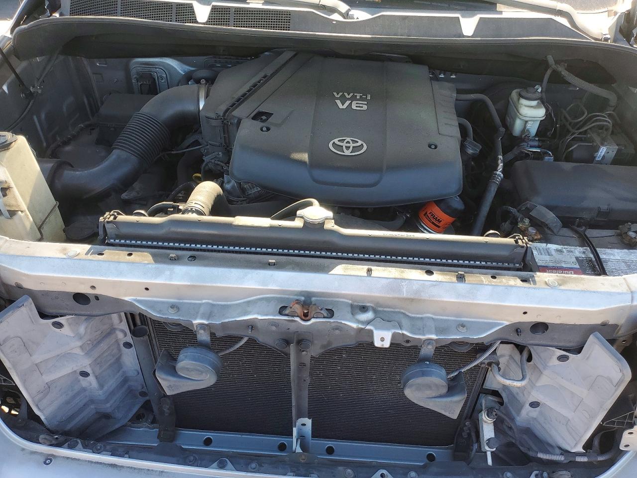 2010 Toyota Tundra Double Cab Sr5 Silver vin: 5TFRU5F14AX022990