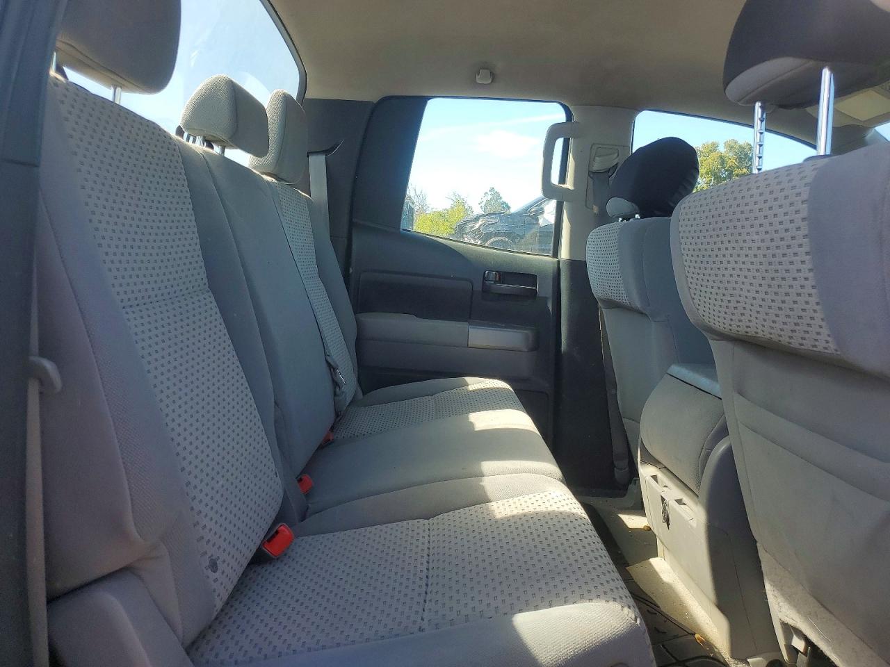2010 Toyota Tundra Double Cab Sr5 Silver vin: 5TFRU5F14AX022990