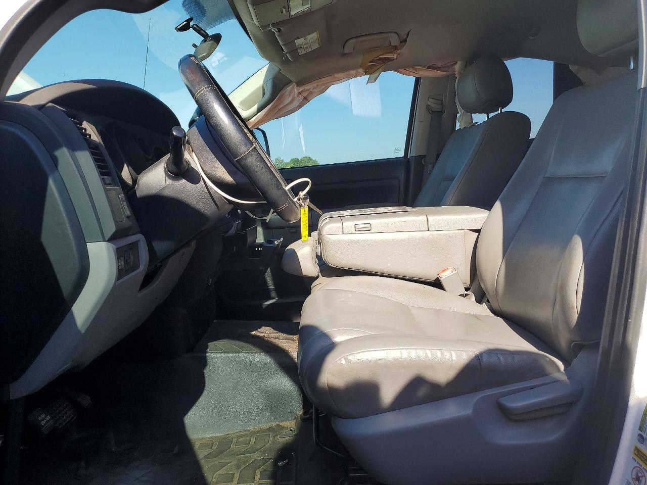 2010 Toyota Tundra Double Cab Sr5 White vin: 5TFRU5F15AX023632