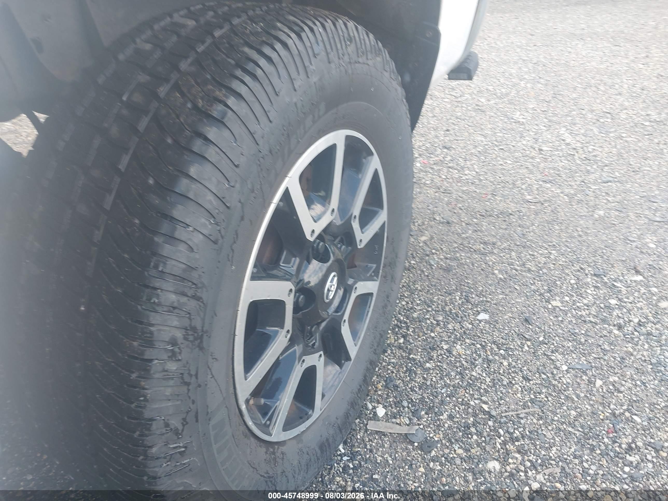 2011 Toyota Tundra Grade V6 Белый vin: 5TFRU5F15BX024331