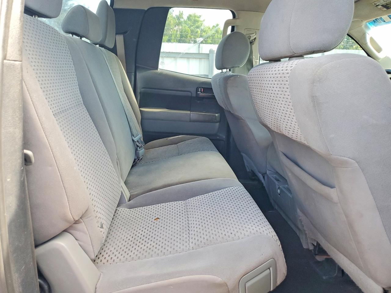 2013 Toyota Tundra Double Cab Sr5 Silver vin: 5TFRU5F15DX030634