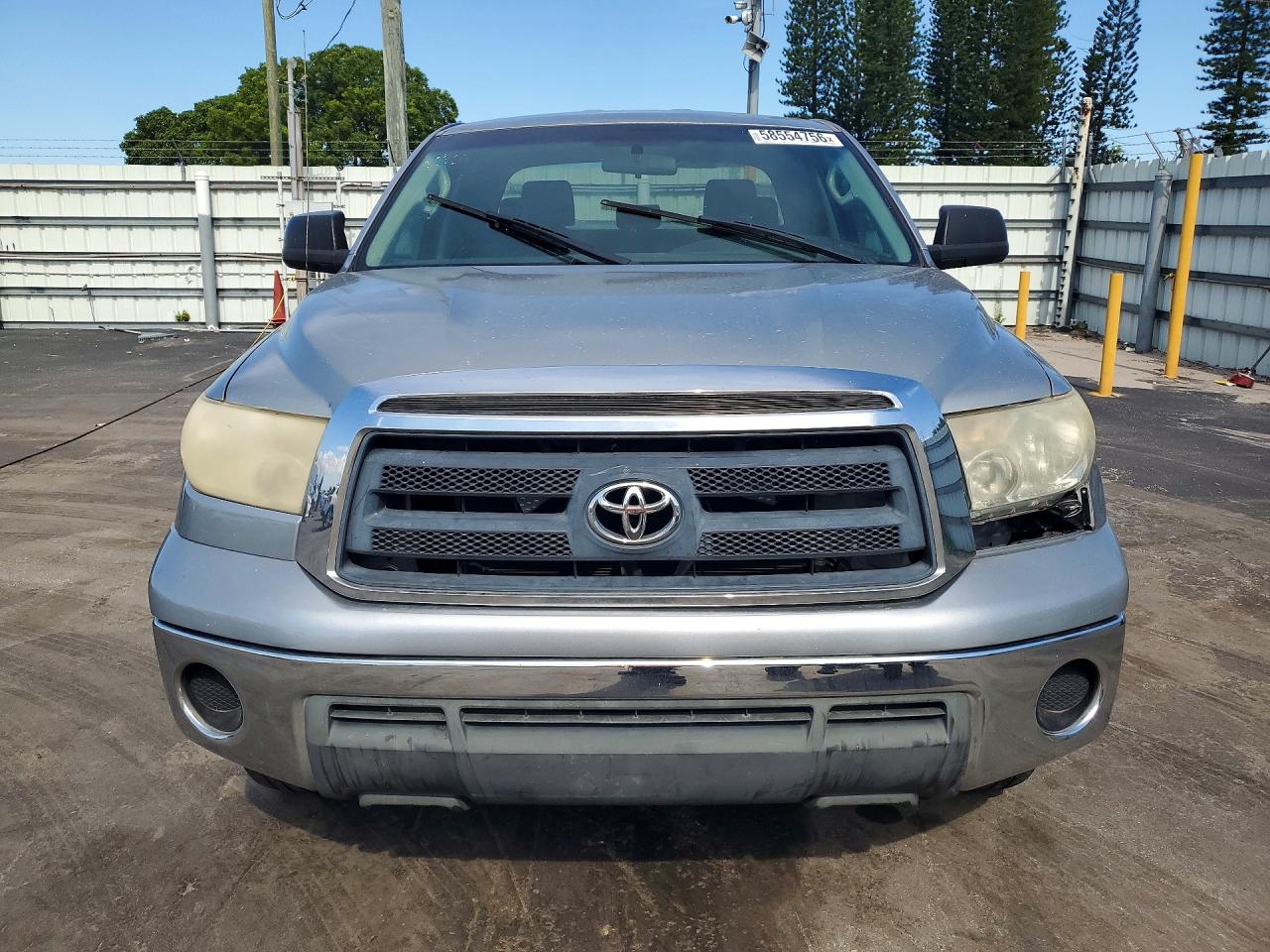 2013 Toyota Tundra Double Cab Sr5 Silver vin: 5TFRU5F15DX030634