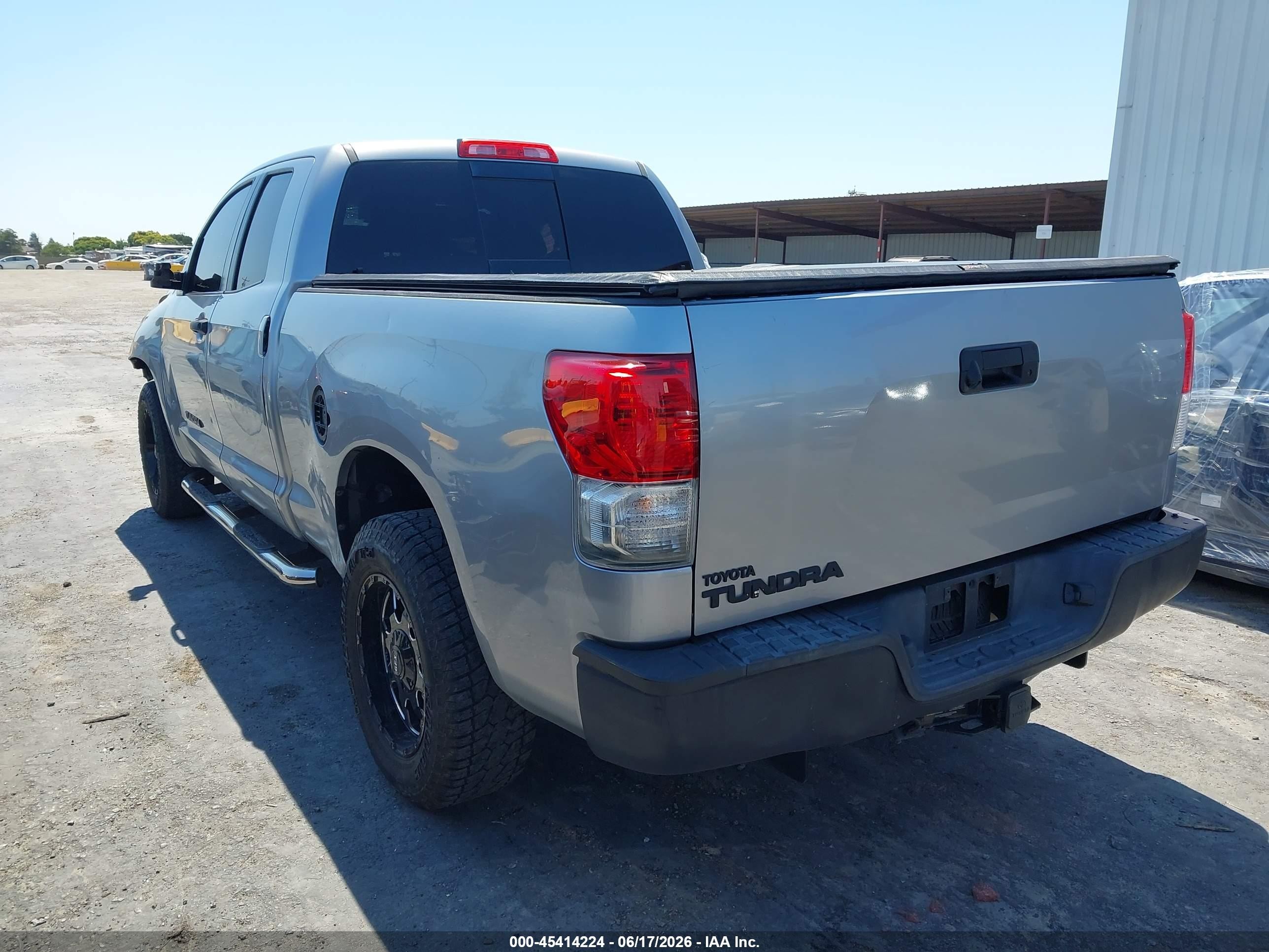 2010 Toyota Tundra Grade V6 Silver vin: 5TFRU5F19AX020801