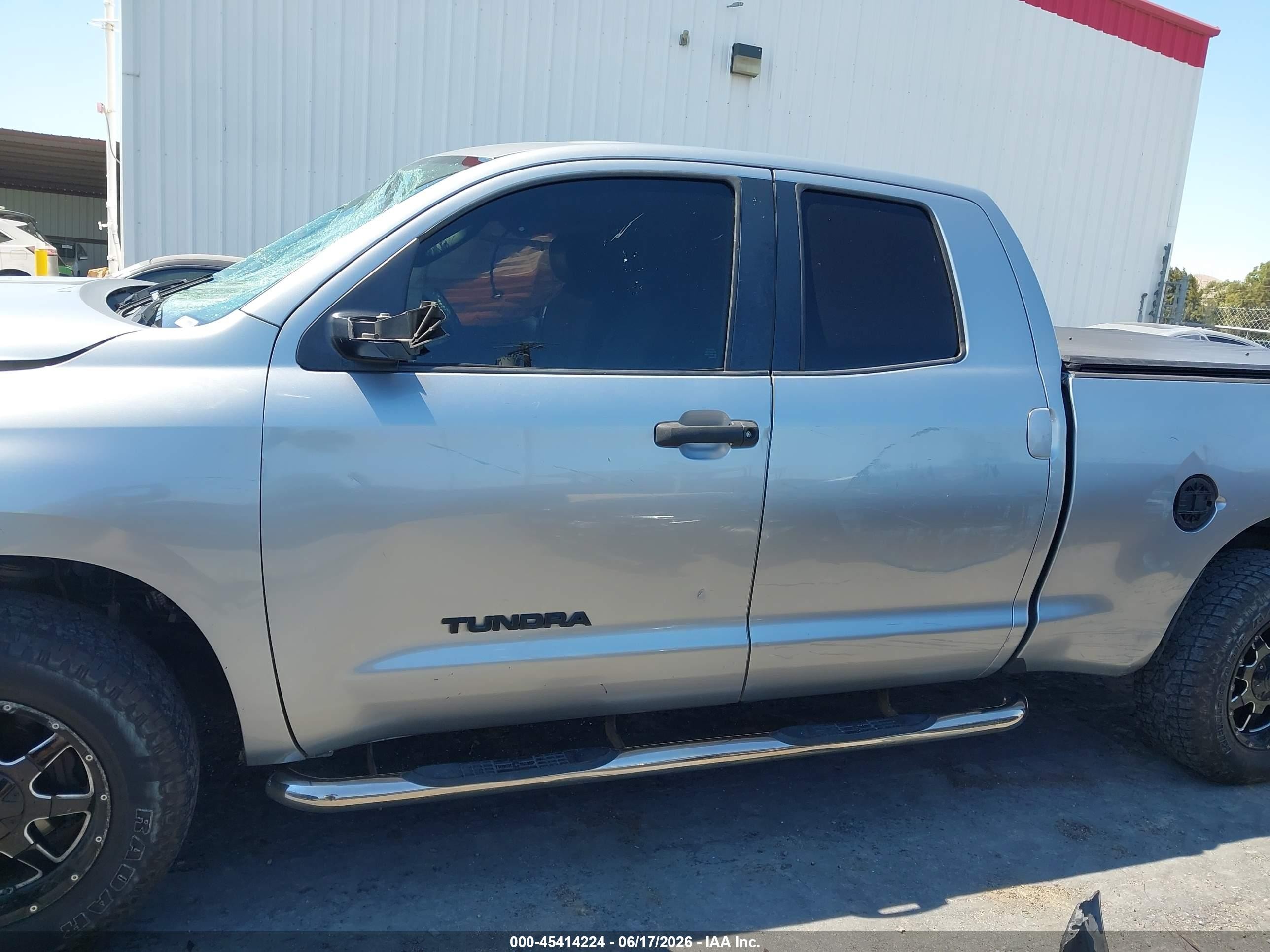 2010 Toyota Tundra Grade V6 Silver vin: 5TFRU5F19AX020801