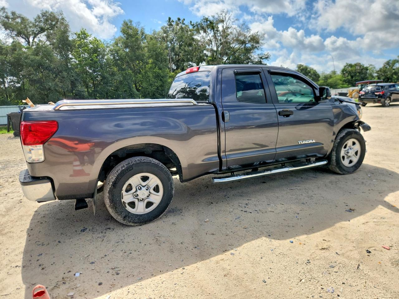2011 Toyota Tundra Double Cab Sr5 Gray vin: 5TFRU5F19BX024834