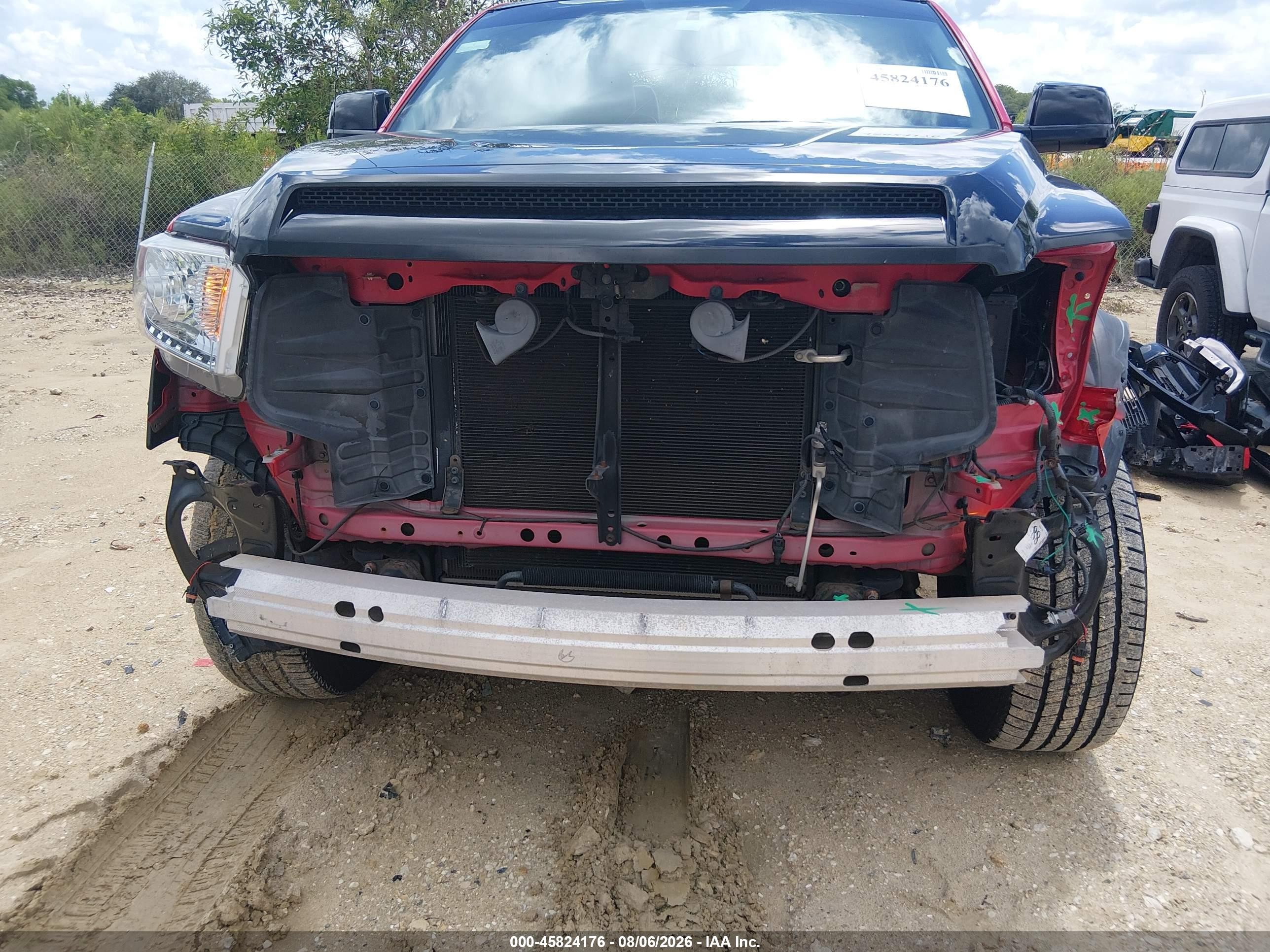 2014 Toyota Tundra Sr V6 Красный vin: 5TFRU5F1XEX031389