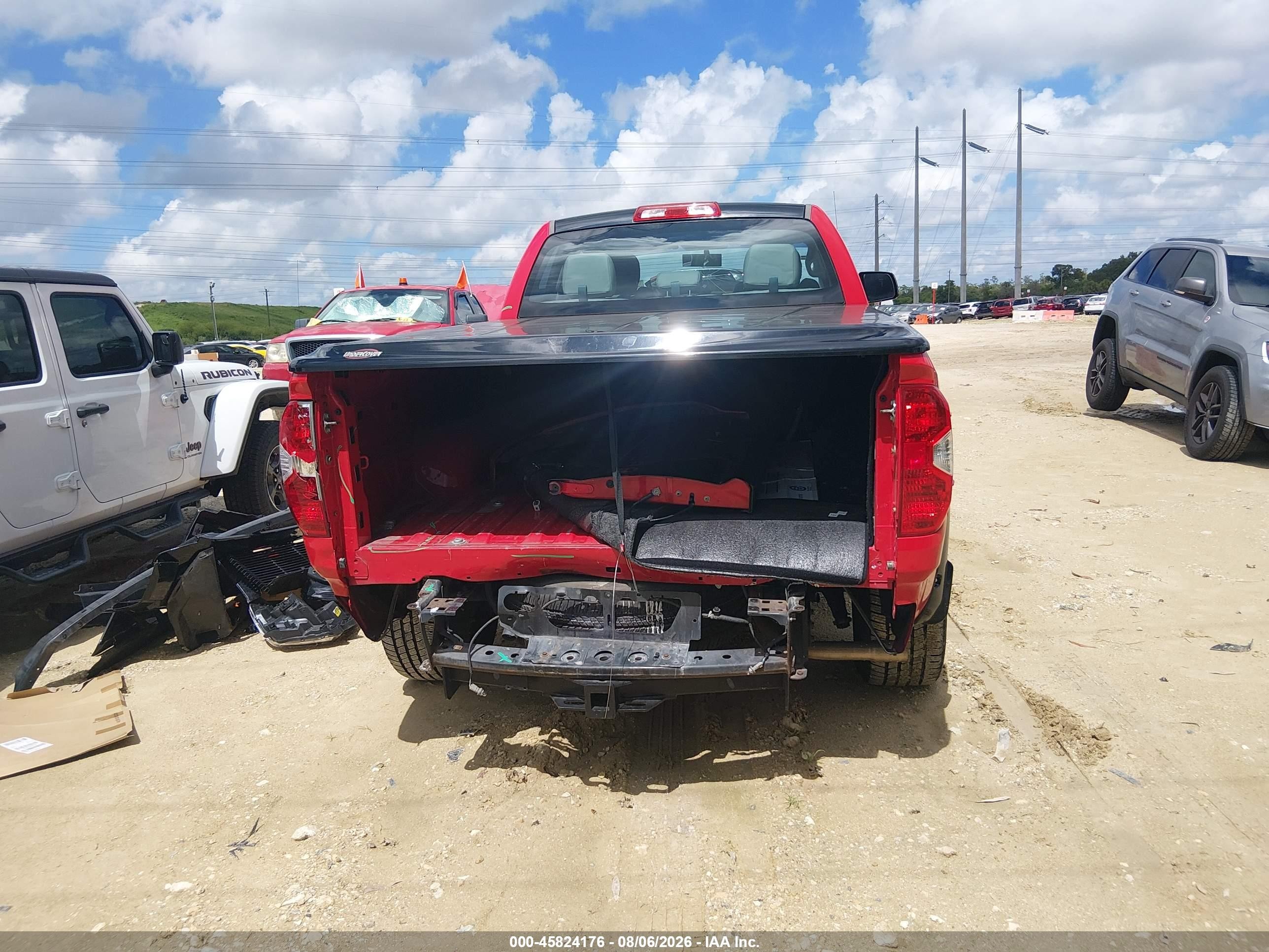 2014 Toyota Tundra Sr V6 Красный vin: 5TFRU5F1XEX031389