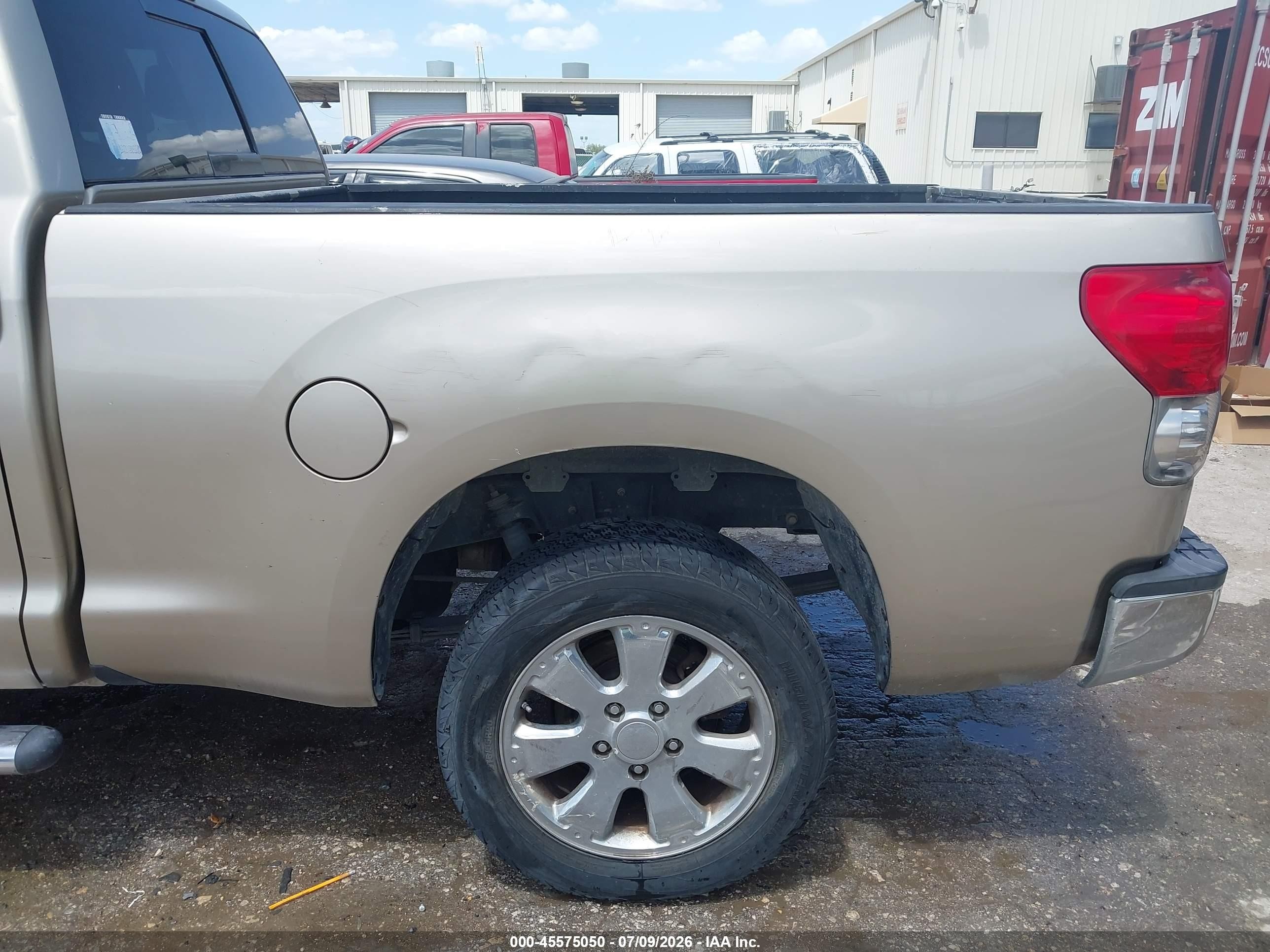 2007 Toyota Tundra Sr5 V8 Beige vin: 5TFRV54117X009056