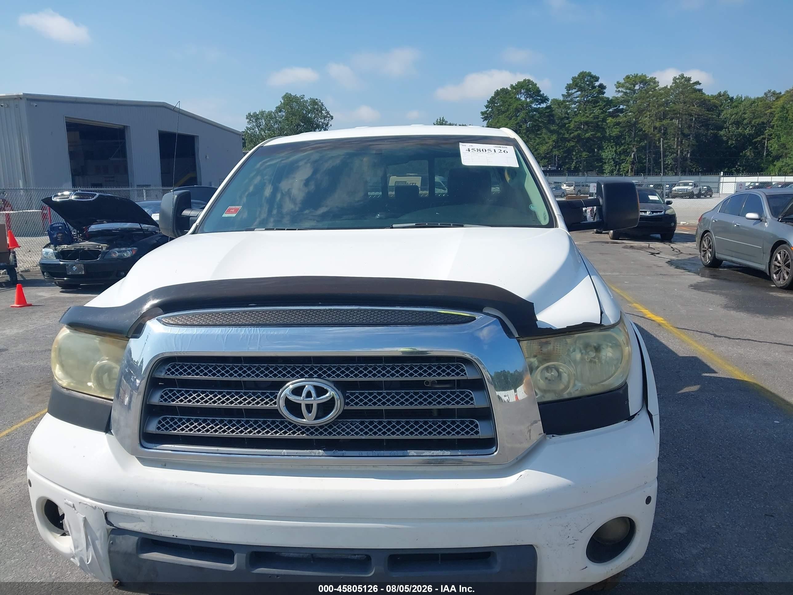 2007 Toyota Tundra Sr5 V8 White vin: 5TFRV54117X013284