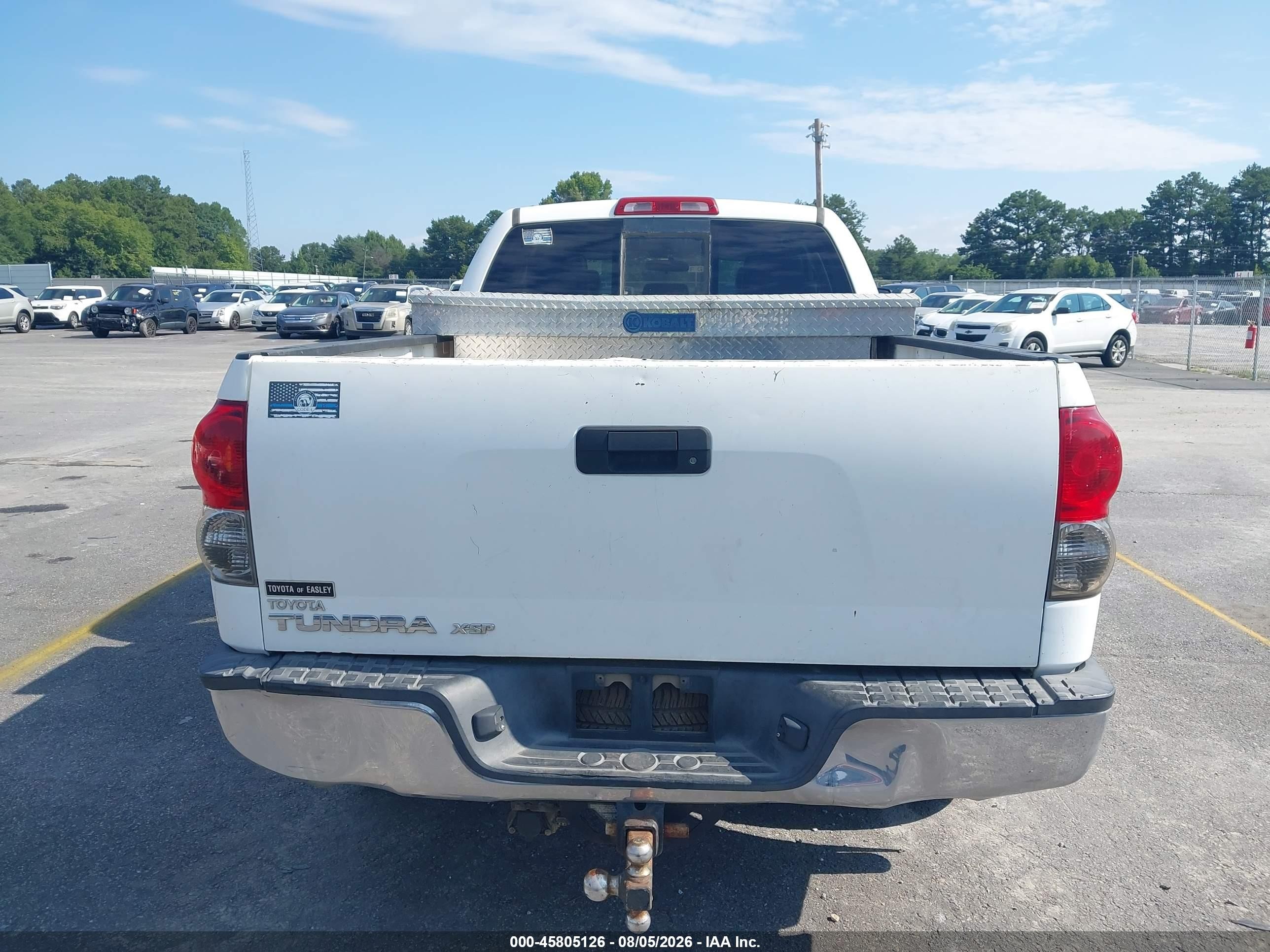 2007 Toyota Tundra Sr5 V8 White vin: 5TFRV54117X013284