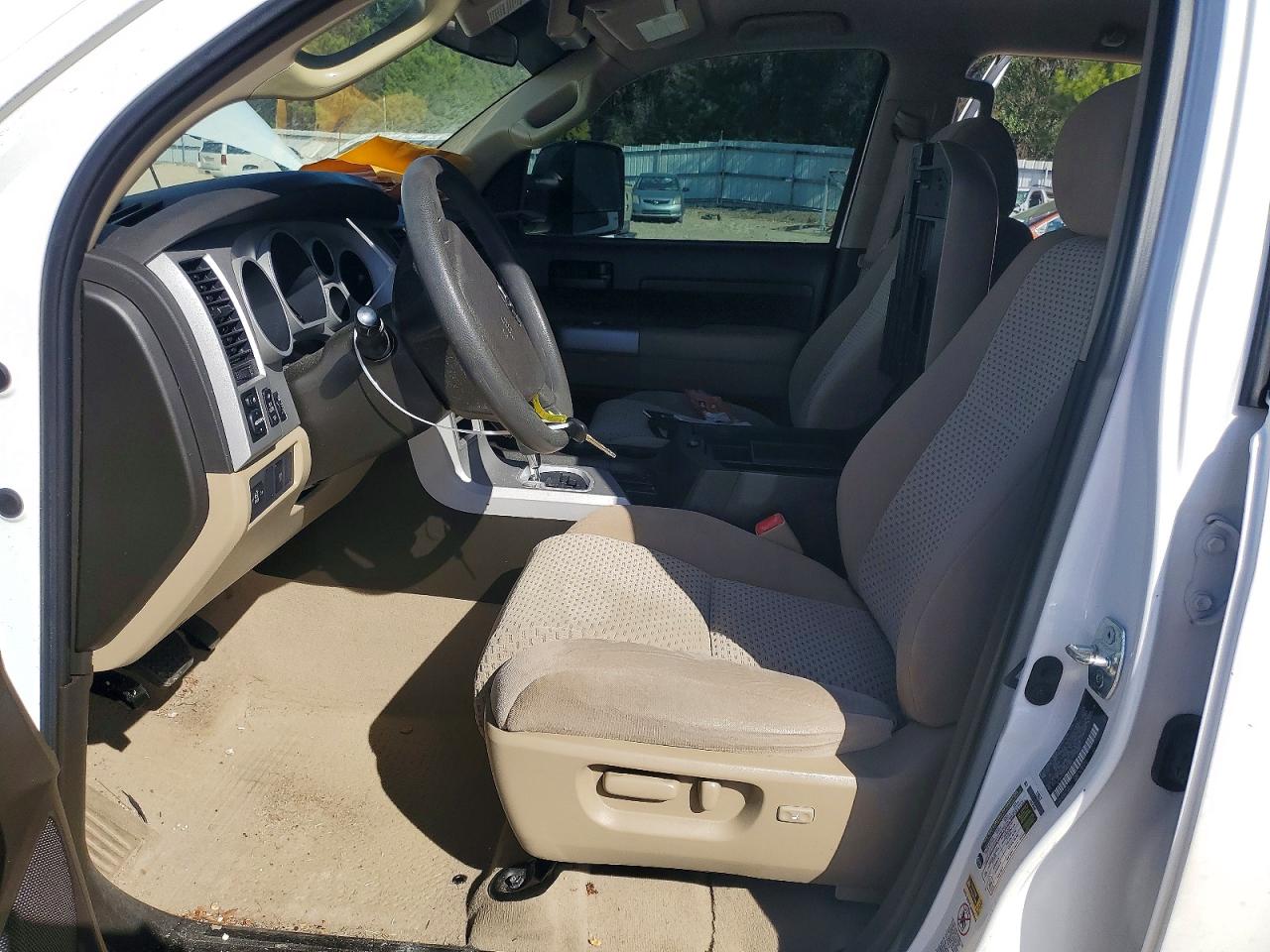 2008 Toyota Tundra Sr5 White vin: 5TFRV54118X041975