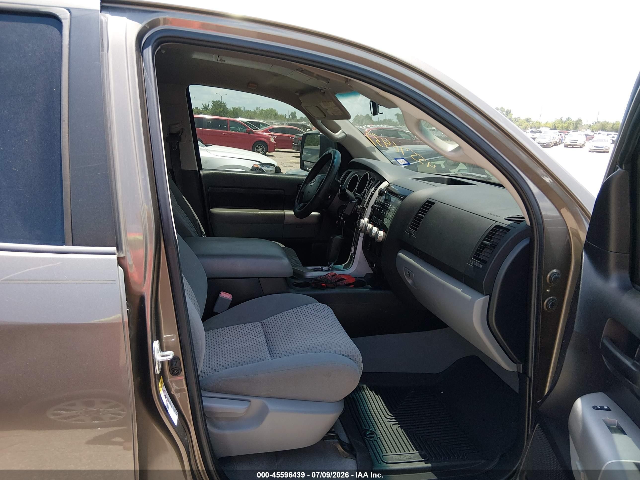 2008 Toyota Tundra Sr5 5.7l V8 Gray vin: 5TFRV54128X043539